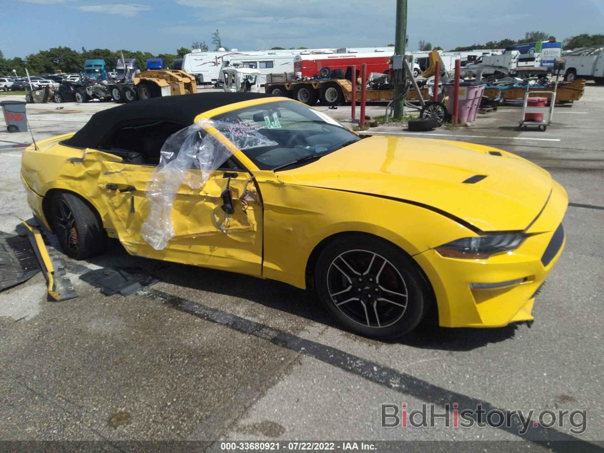 Photo 1FATP8UH4J5167690 - FORD MUSTANG 2018