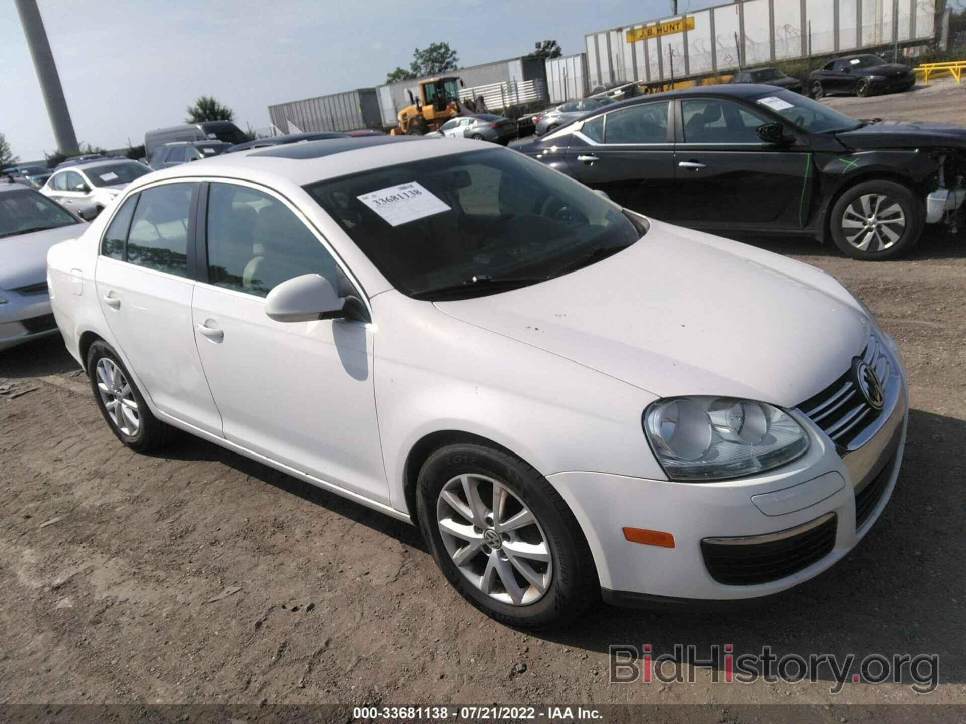 Photo 3VWRX7AJ5AM037950 - VOLKSWAGEN JETTA SEDAN 2010