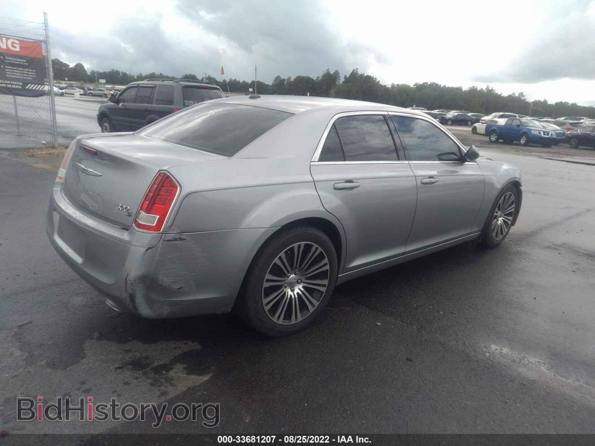 2014 CHRYSLER 300 - VIN: 2C3CCABG8EH136033 - Фото 4