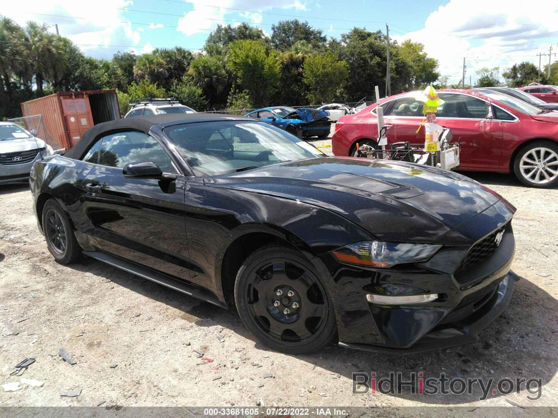Photo 1FATP8UH4L5112787 - FORD MUSTANG 2020