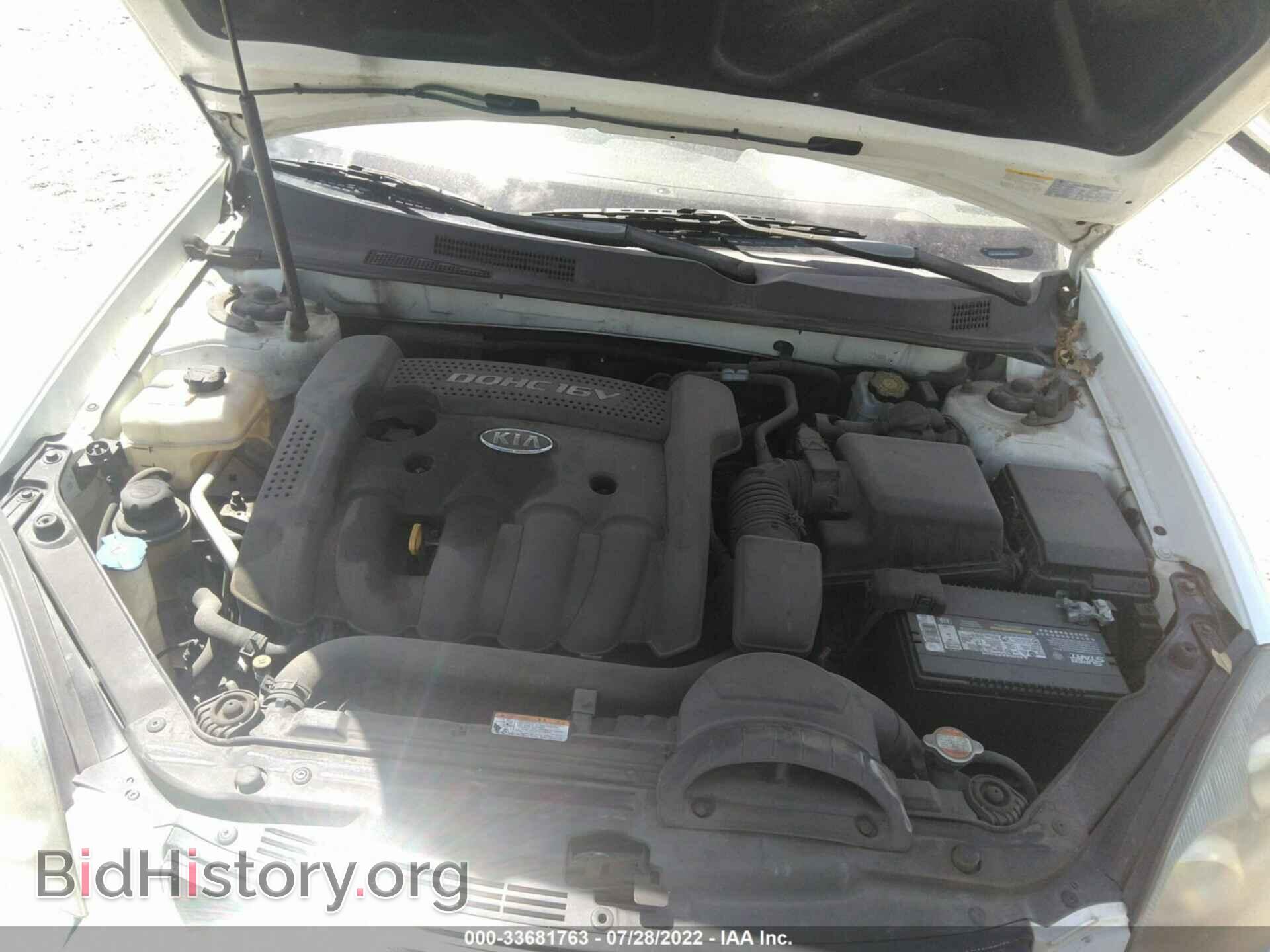 2008 KIA OPTIMA - VIN: KNAGE123685168623 - Фото 10