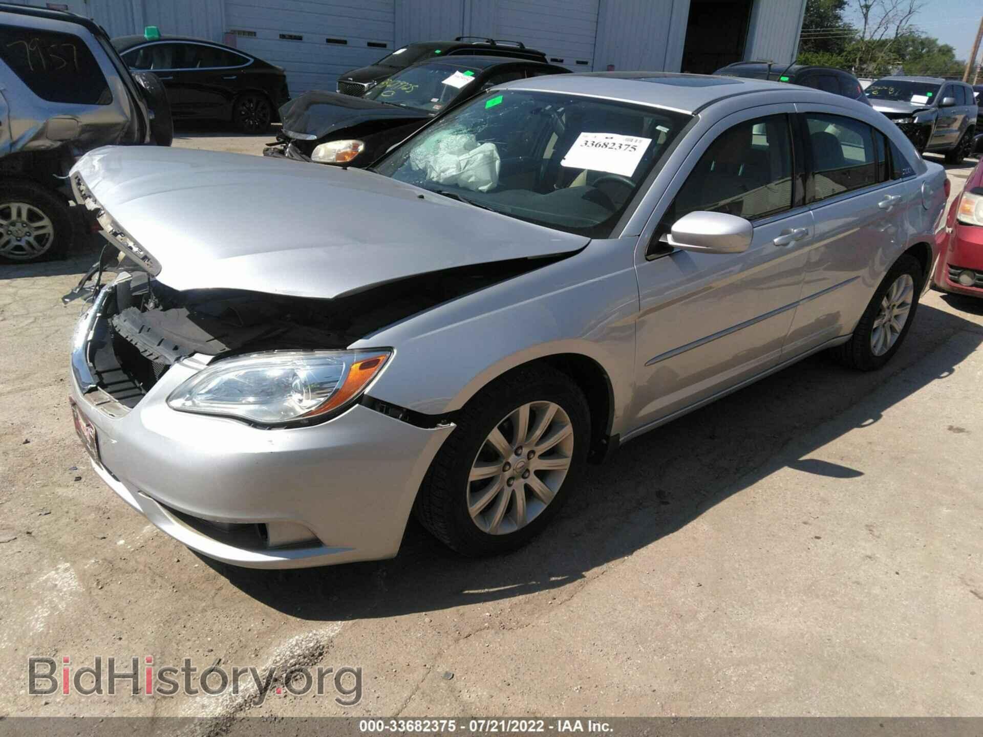 2012 CHRYSLER 200 - VIN: 1C3CCBBB7CN190647 - Фото 2