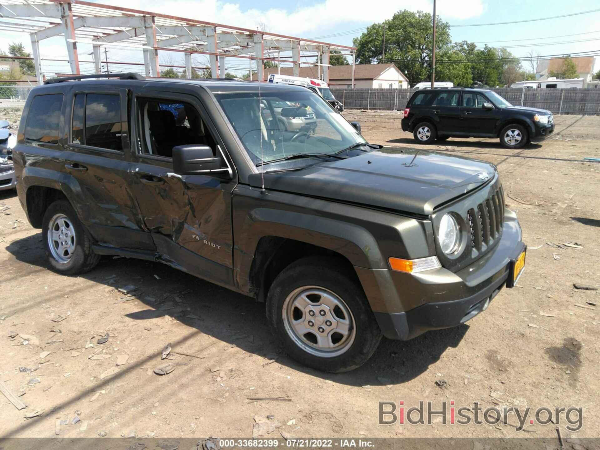 Photo 1C4NJRBB5FD142982 - JEEP PATRIOT 2015