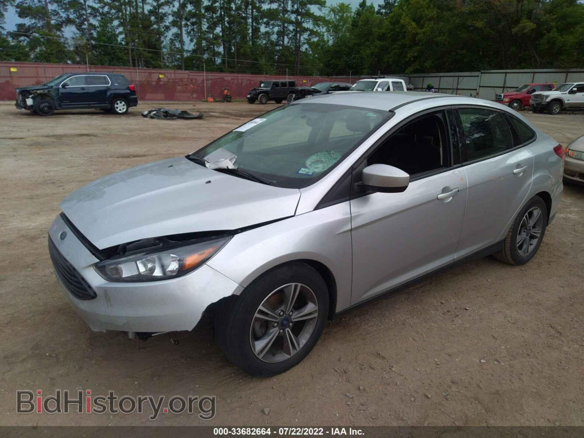 2018 FORD FOCUS - VIN: 1FADP3F25JL297540 - Фото 2