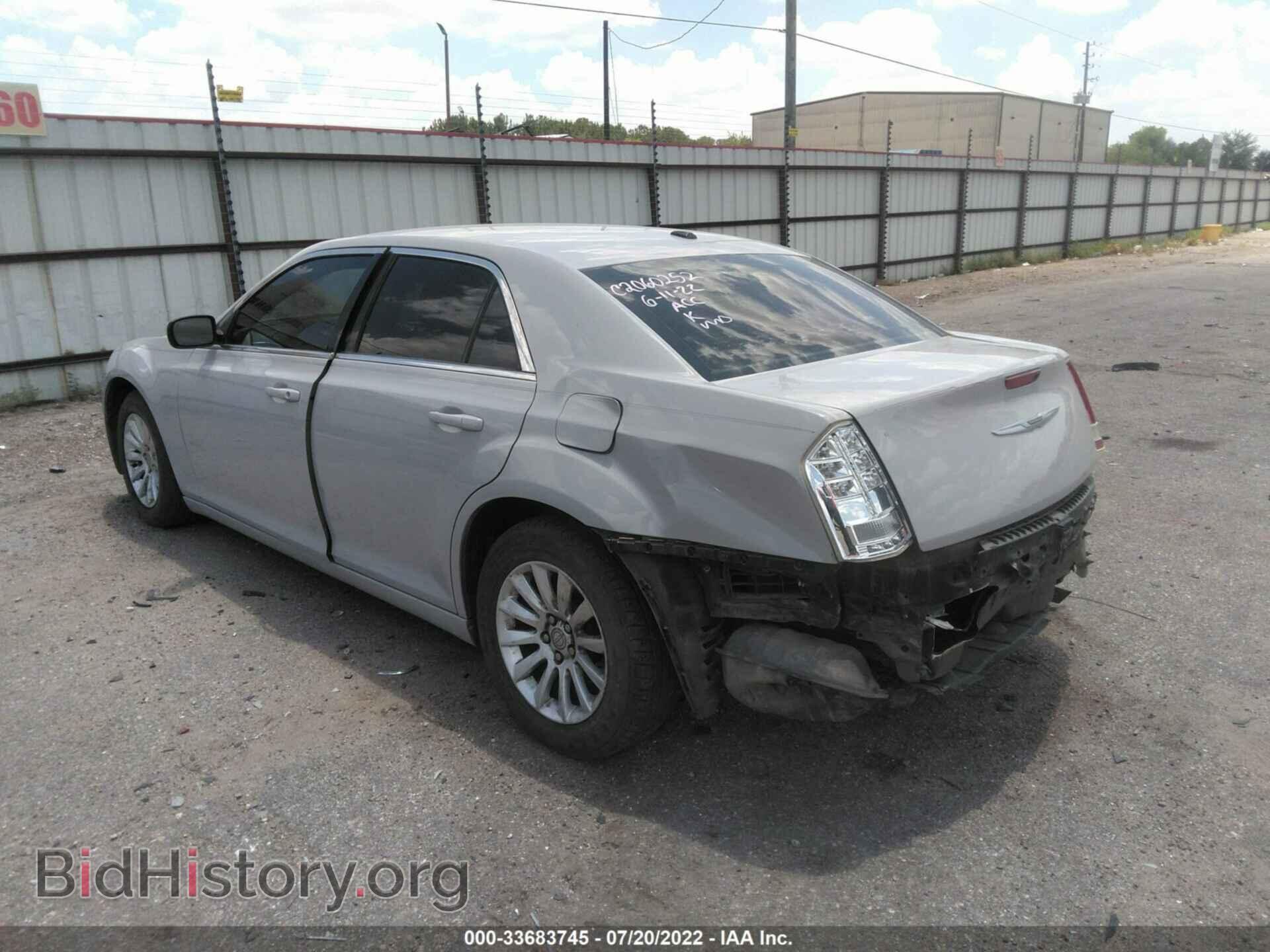 2013 CHRYSLER 300 - VIN: 2C3CCAAG7DH626270 - Фото 3