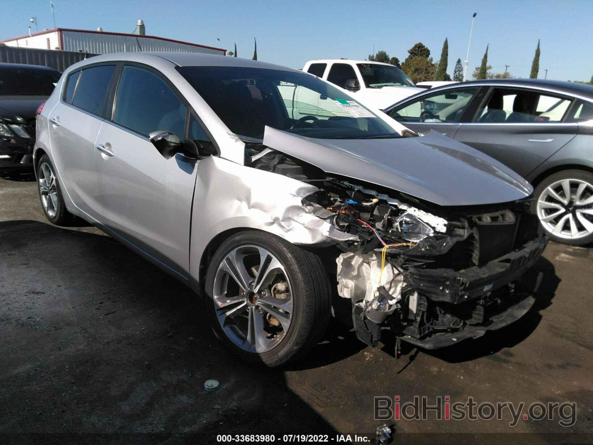 Photo KNAFX5A86G5619218 - KIA FORTE 5-DOOR 2016