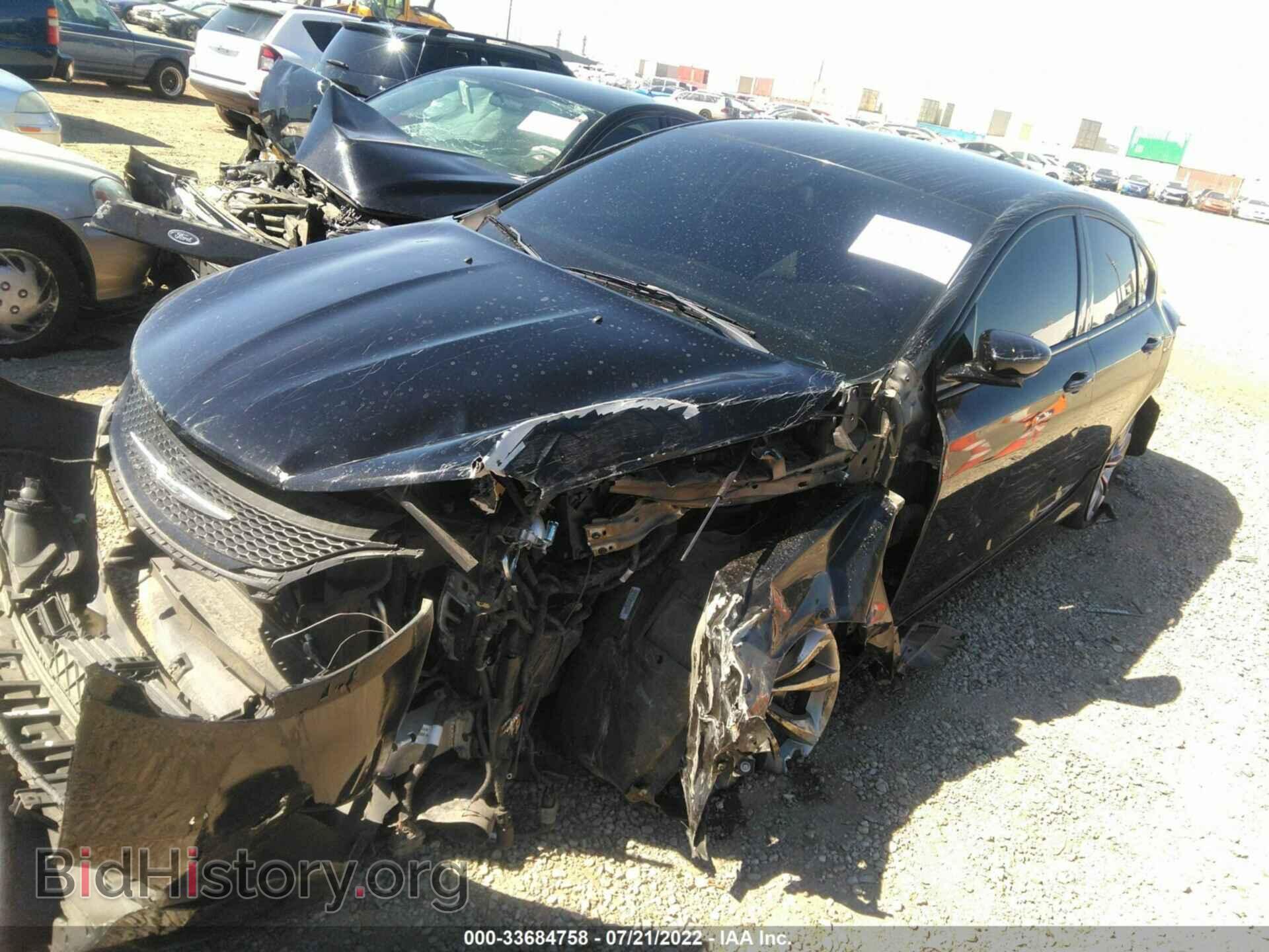2015 CHRYSLER 200 - VIN: 1C3CCCDG2FN523047 - Фото 2
