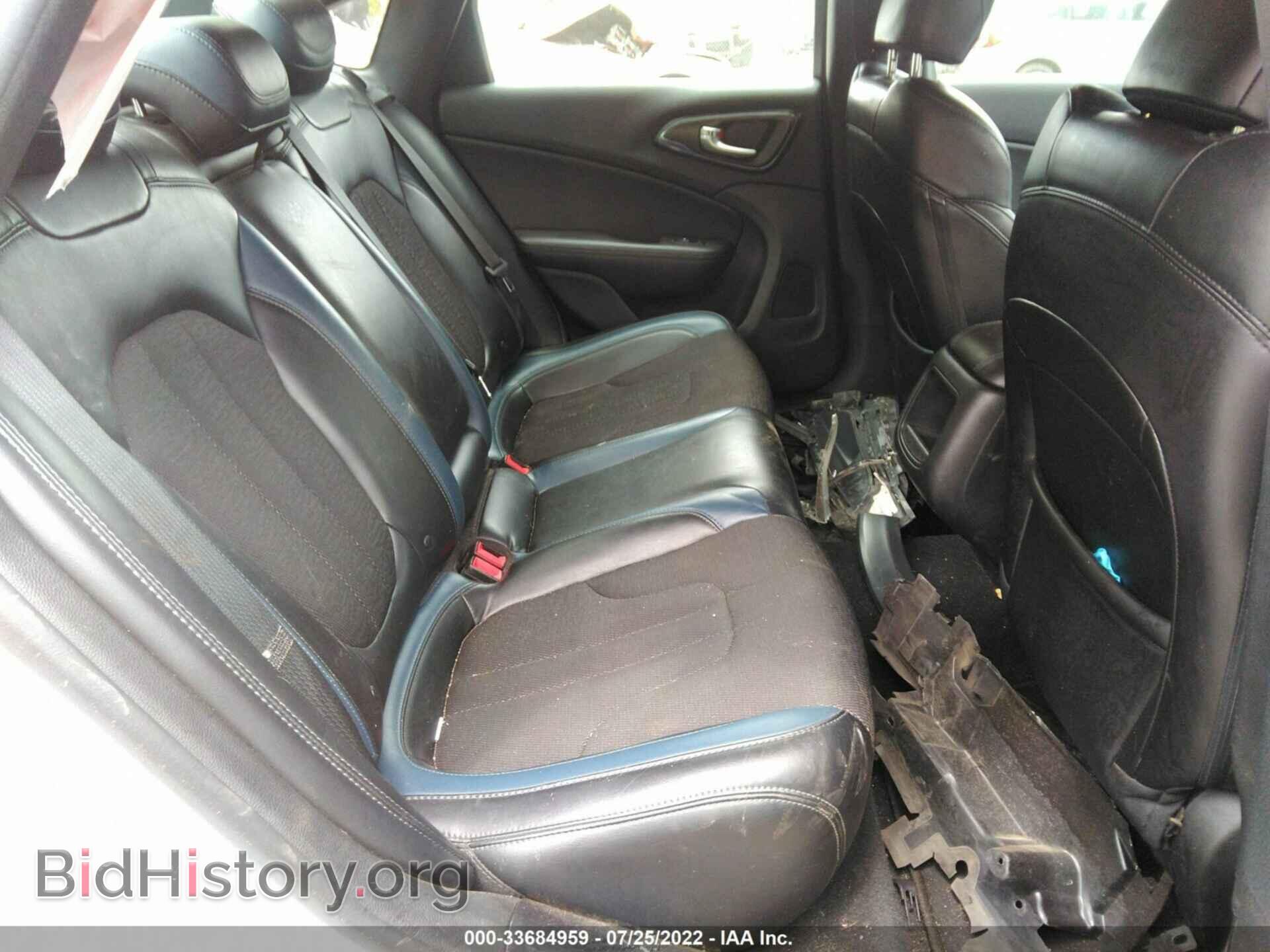 2016 CHRYSLER 200 - VIN: 1C3CCCBB3GN147709 - Фото 8