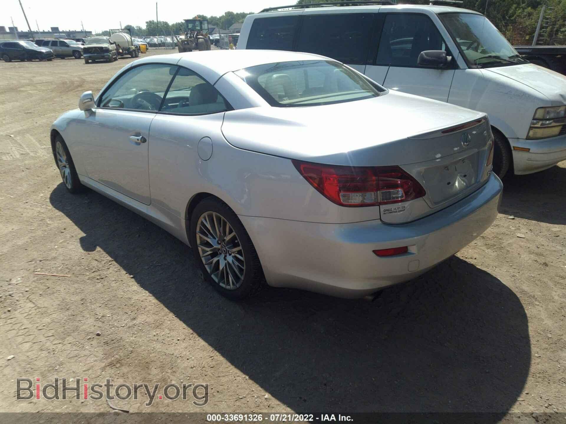 2011 LEXUS IS 250C - VIN: JTHFF2C29B2520558 - Photo 3