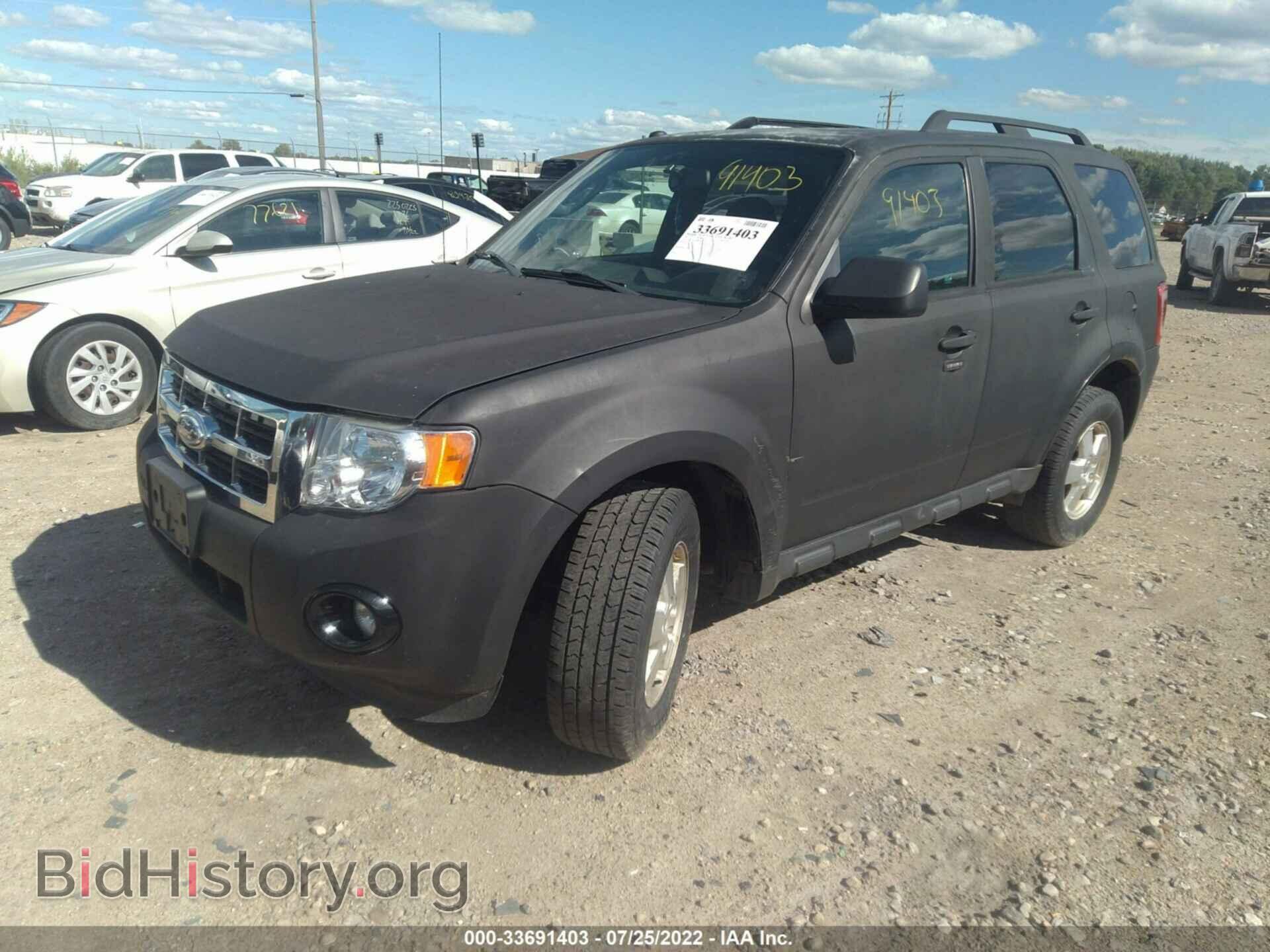 2011 FORD ESCAPE - VIN: 1FMCU0D77BKC62206 - Фото 2