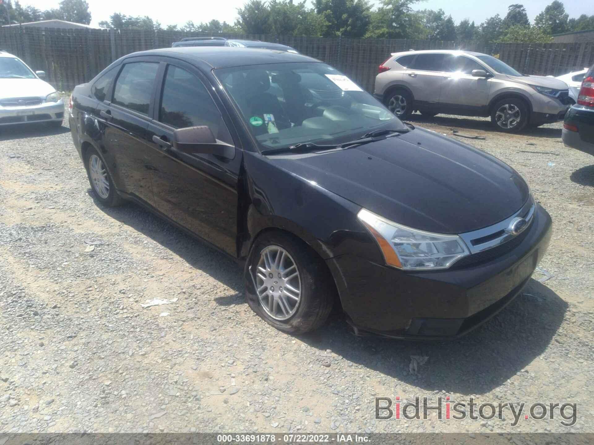 Photo 1FAHP3FN3BW192118 - FORD FOCUS 2011