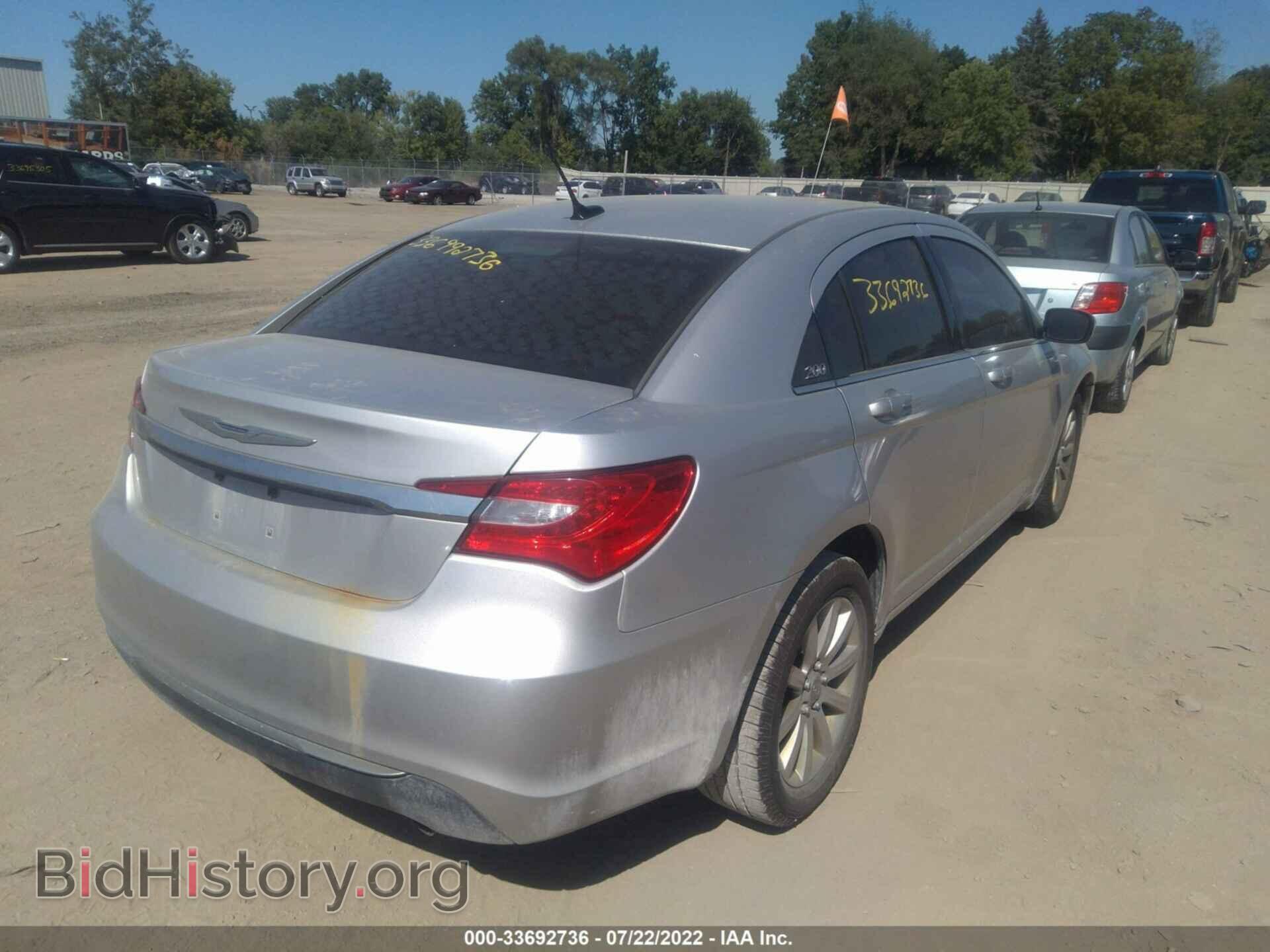 2012 CHRYSLER 200 - VIN: 1C3CCBBB7CN124518 - Фото 4