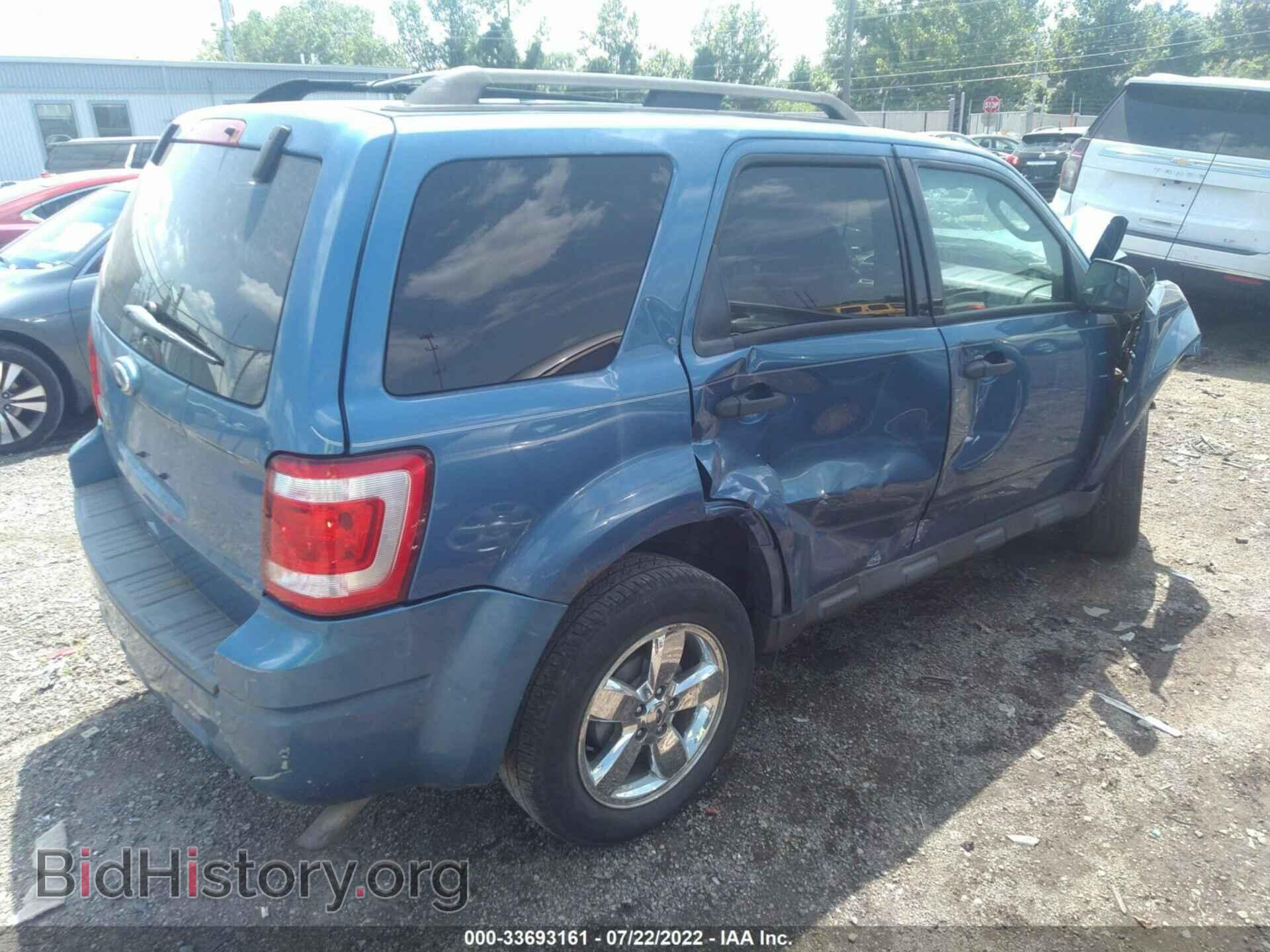 2010 FORD ESCAPE - VIN: 1FMCU0D71AKB90336 - Photo 4