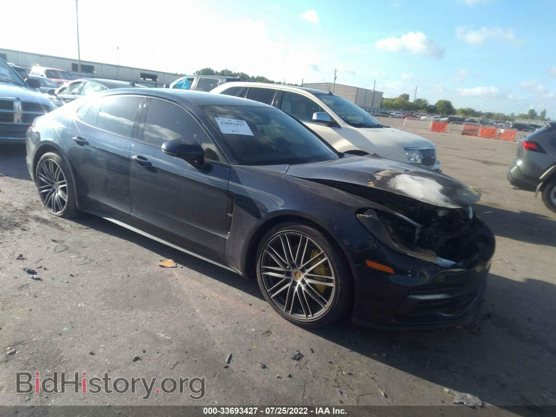 Photo WP0AA2A78JL101523 - PORSCHE PANAMERA 2018