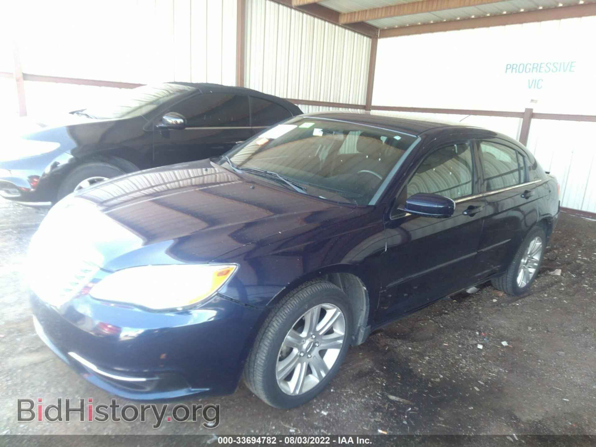 2013 CHRYSLER 200 - VIN: 1C3CCBBB4DN656116 - Photo 2