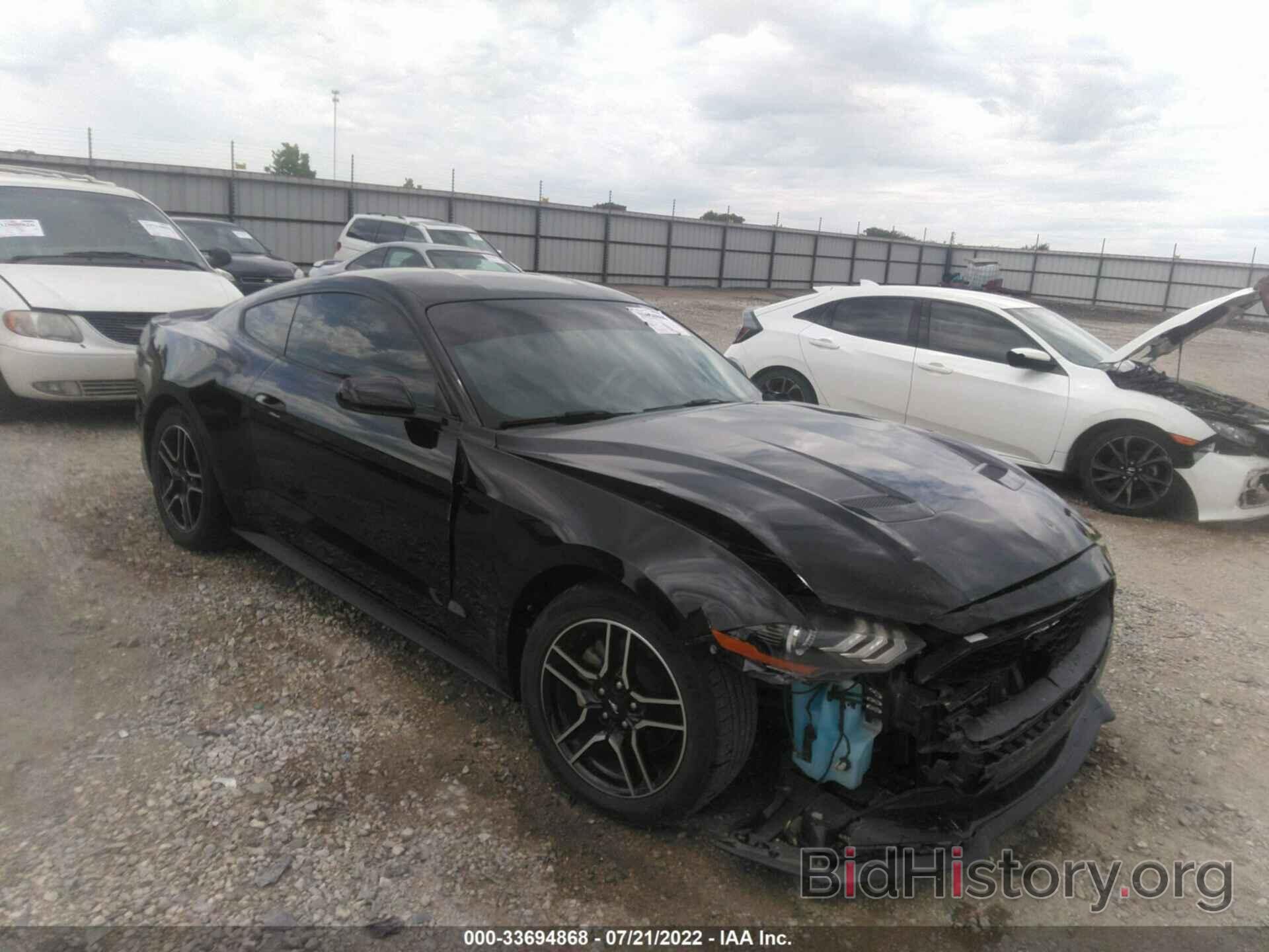 Photo 1FA6P8TH6J5177538 - FORD MUSTANG 2018