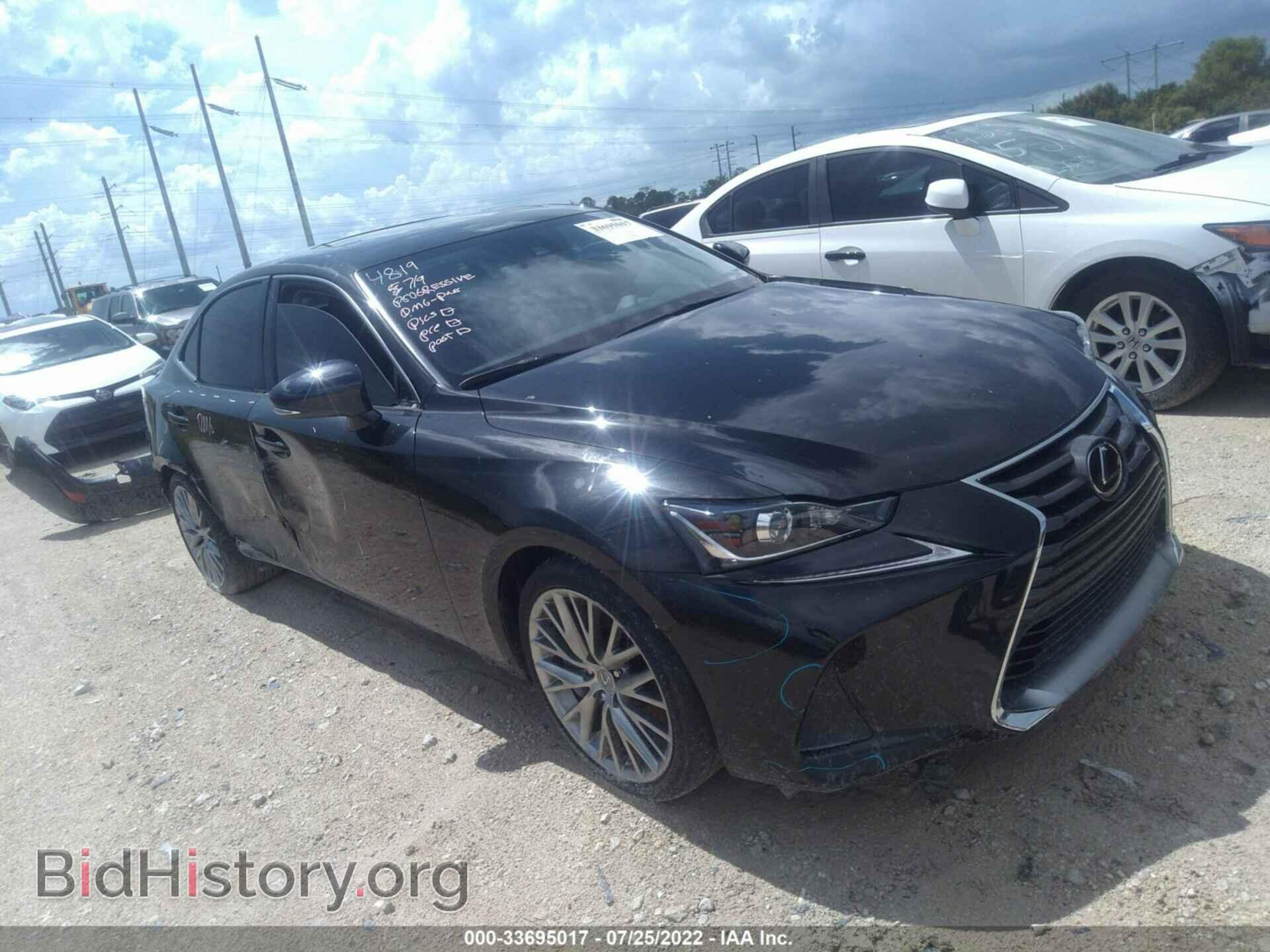 Фотография JTHBA1D29H5044308 - LEXUS IS 2017