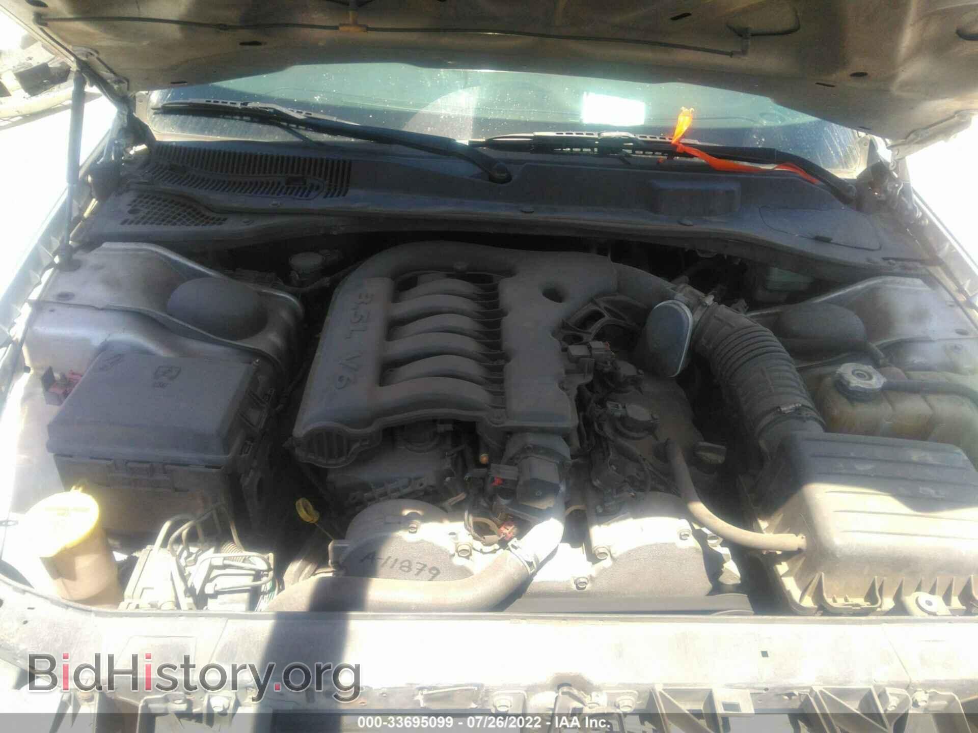 2010 CHRYSLER 300 - VIN: 2C3CA5CV0AH241475 - Фото 10