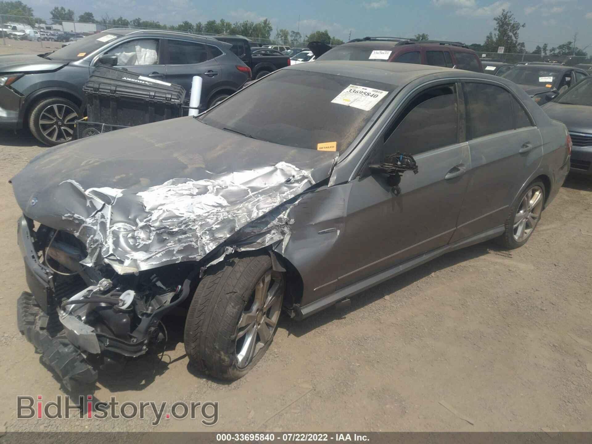 2012 MERCEDES-BENZ E-CLASS - VIN: WDDHF8JB2CA632972 - Фото 2