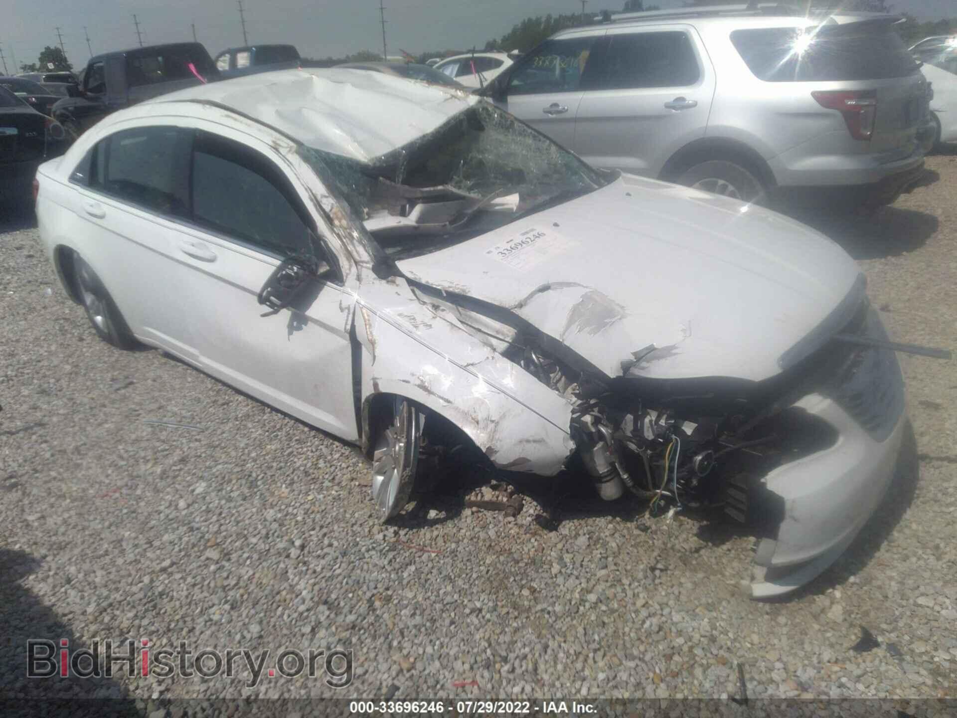 Photo 1C3BC1FB8BN615100 - CHRYSLER 200 2011