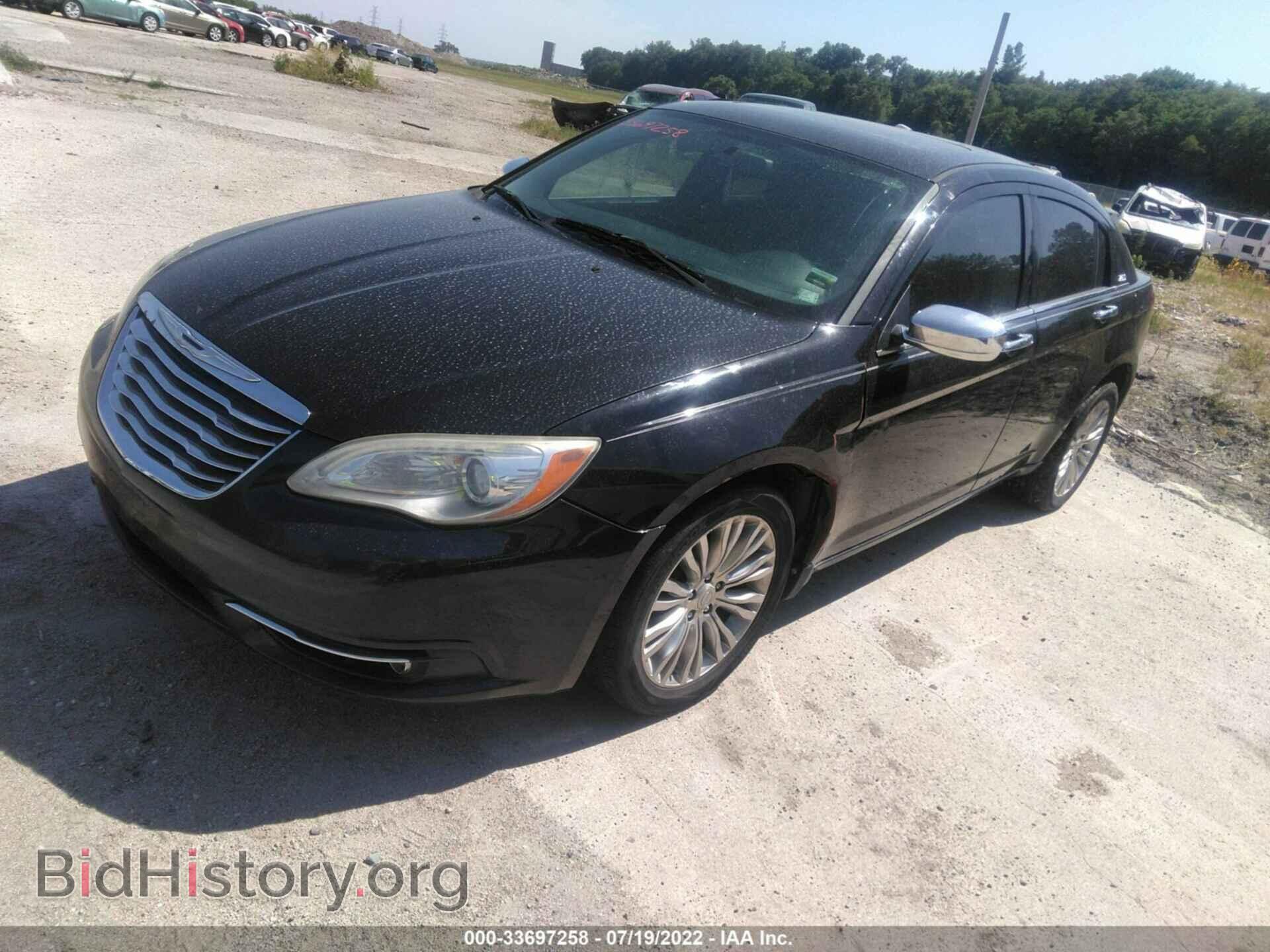 2012 CHRYSLER 200 - VIN: 1C3CCBCG2CN197953 - Фото 2