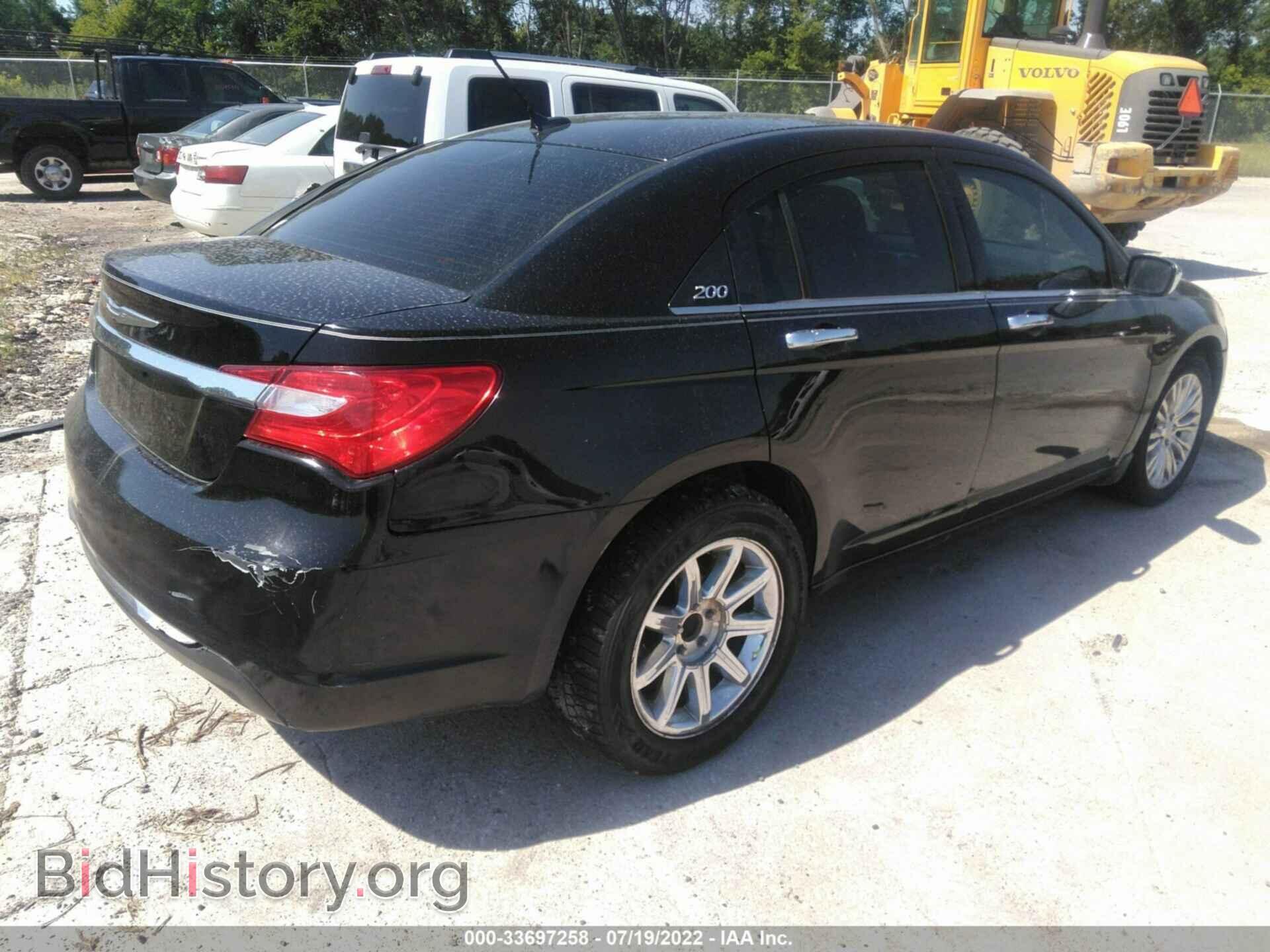 2012 CHRYSLER 200 - VIN: 1C3CCBCG2CN197953 - Фото 4