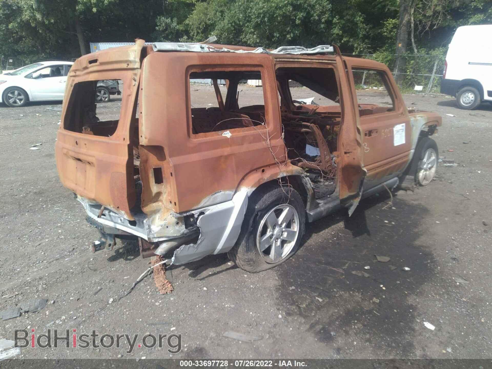 2007 JEEP COMMANDER - VIN: 1J8HG48K37C570300 - Фото 4