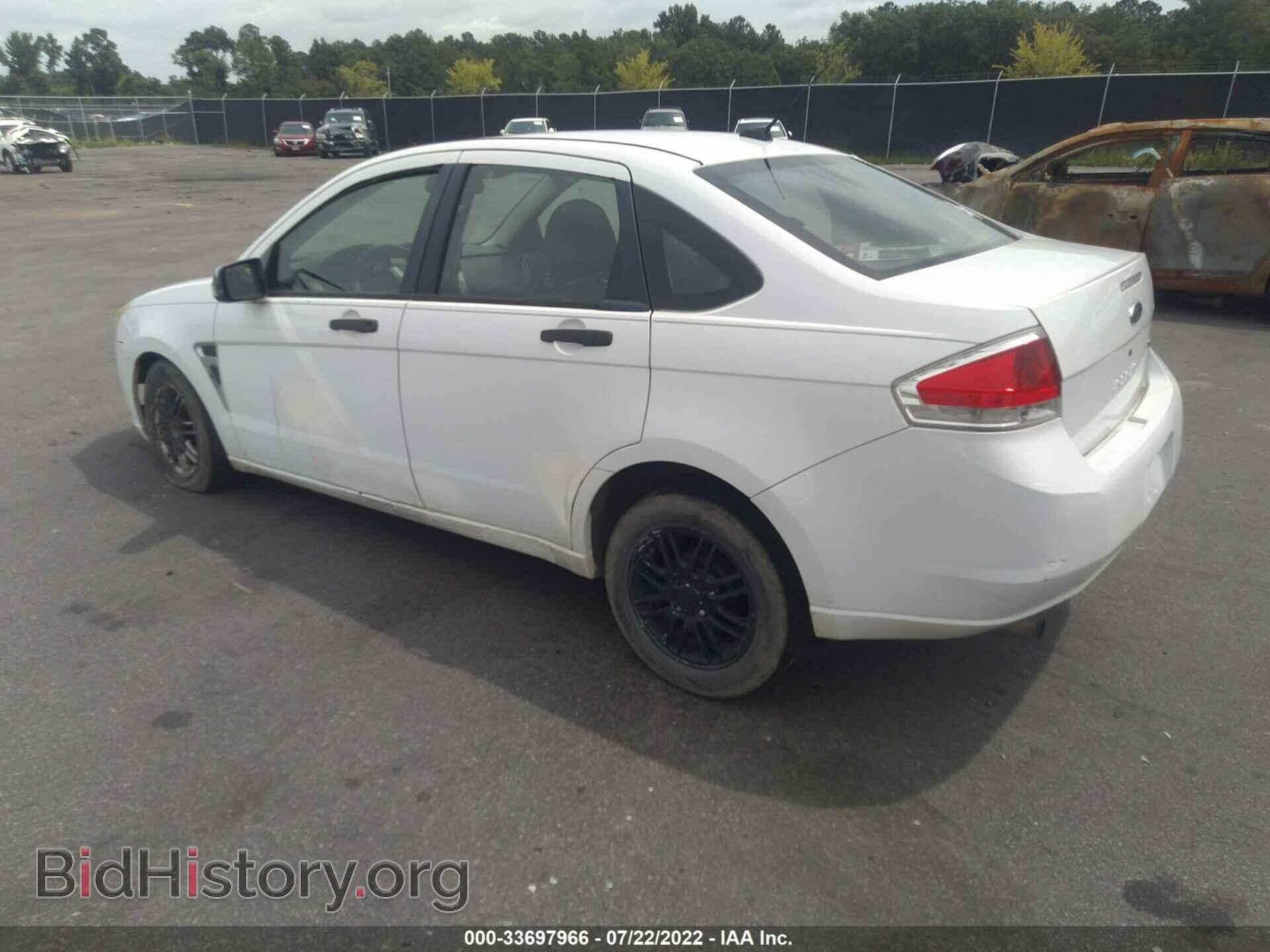 2008 FORD FOCUS - VIN: 1FAHP35N88W268166 - Фото 3