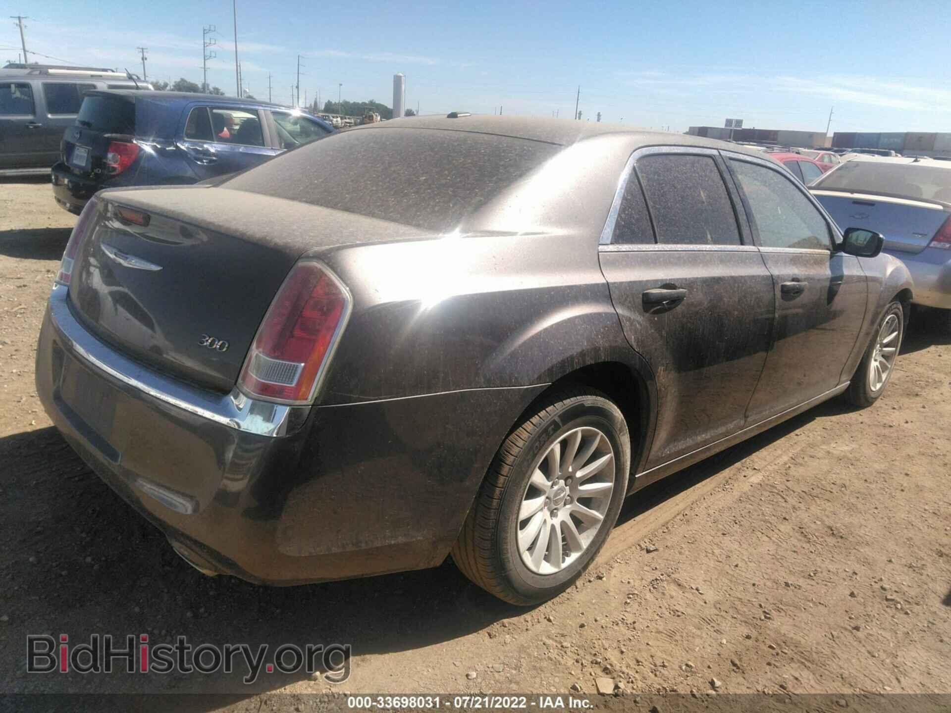 2014 CHRYSLER 300 - VIN: 2C3CCAAG5EH346915 - Фото 4