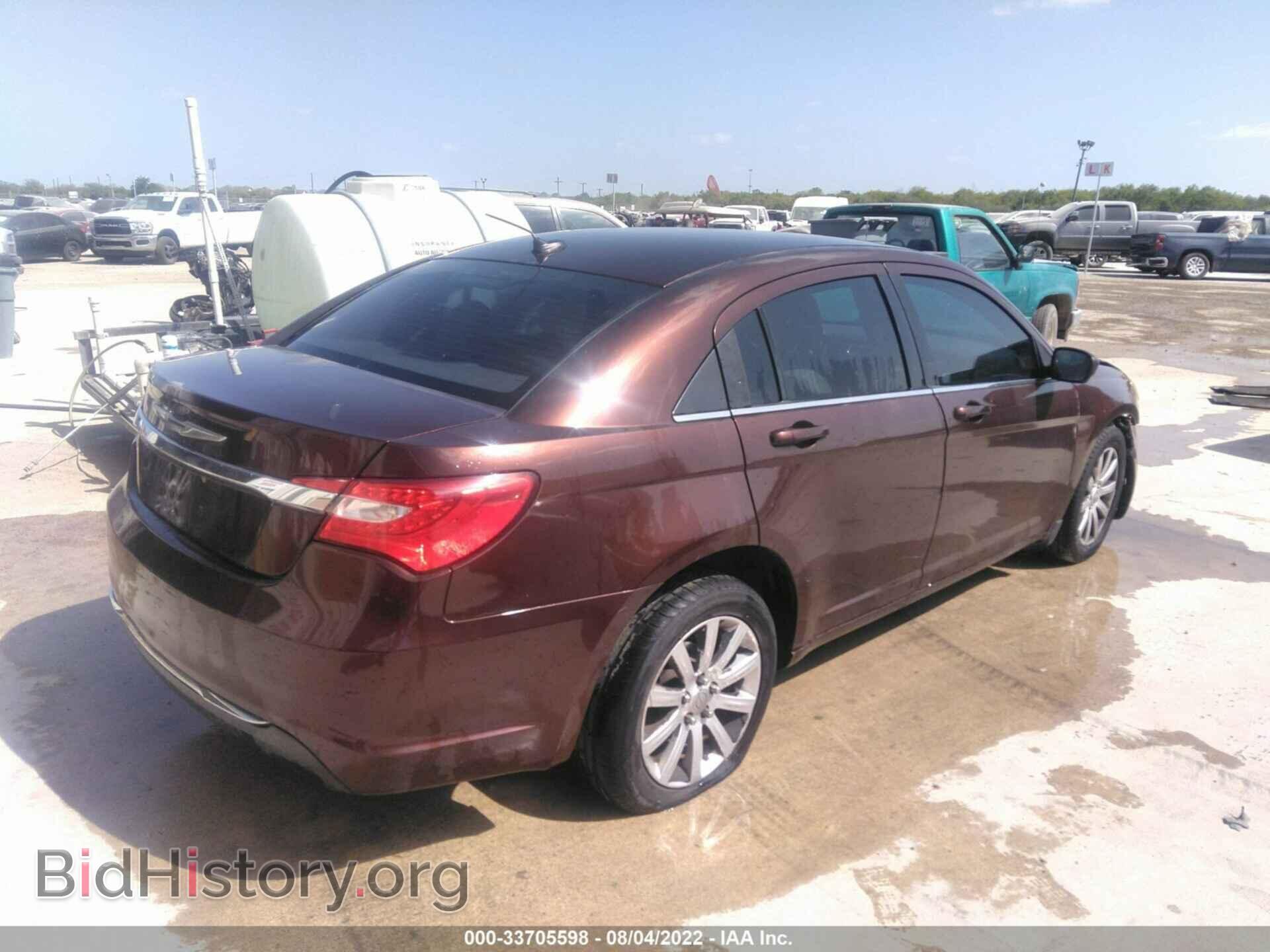 2013 CHRYSLER 200 - VIN: 1C3CCBBB7DN558309 - Photo 4