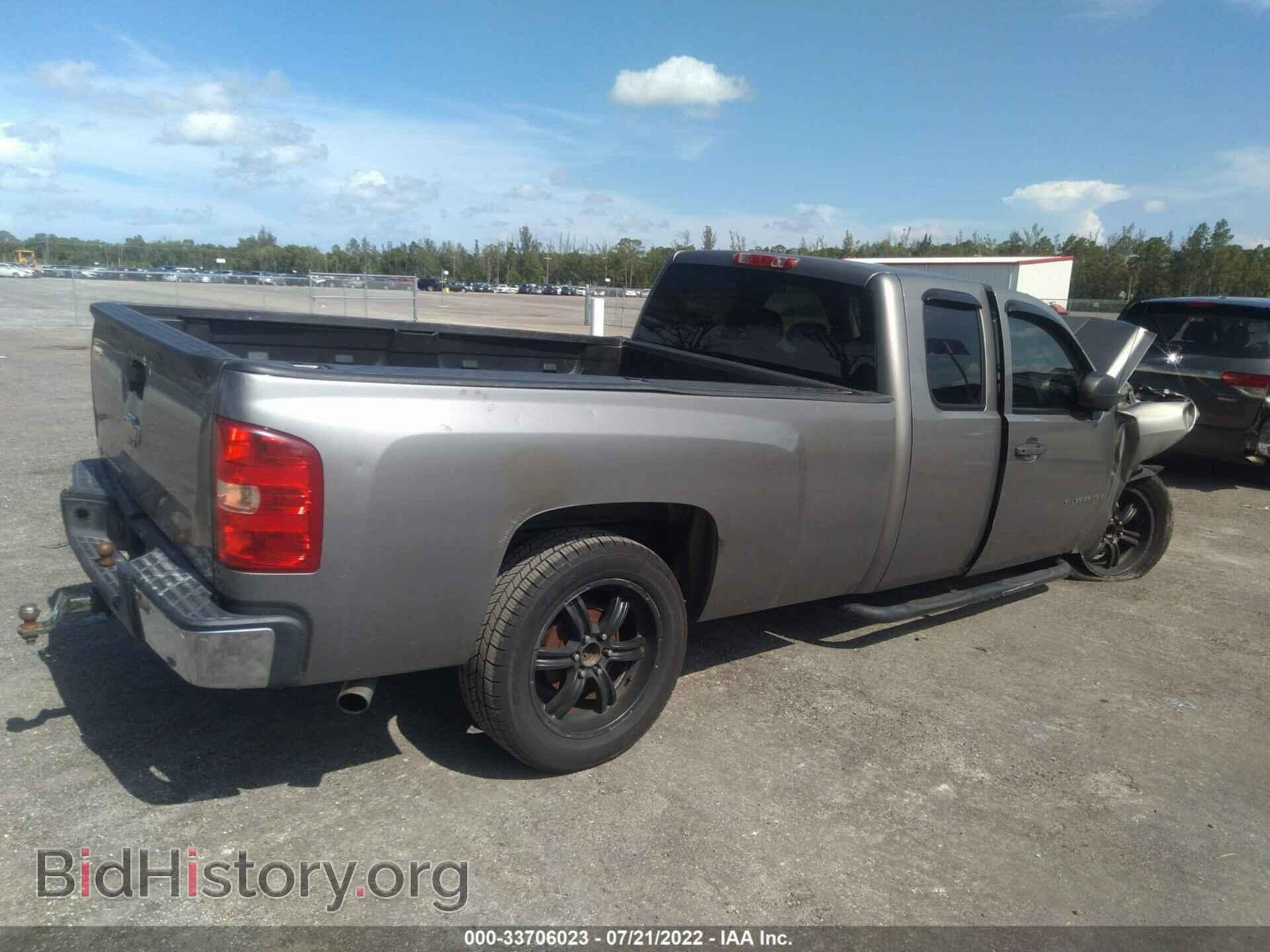 2007 CHEVROLET SILVERADO 1500 - VIN: 1GCEC19J07E596237 - Фото 4