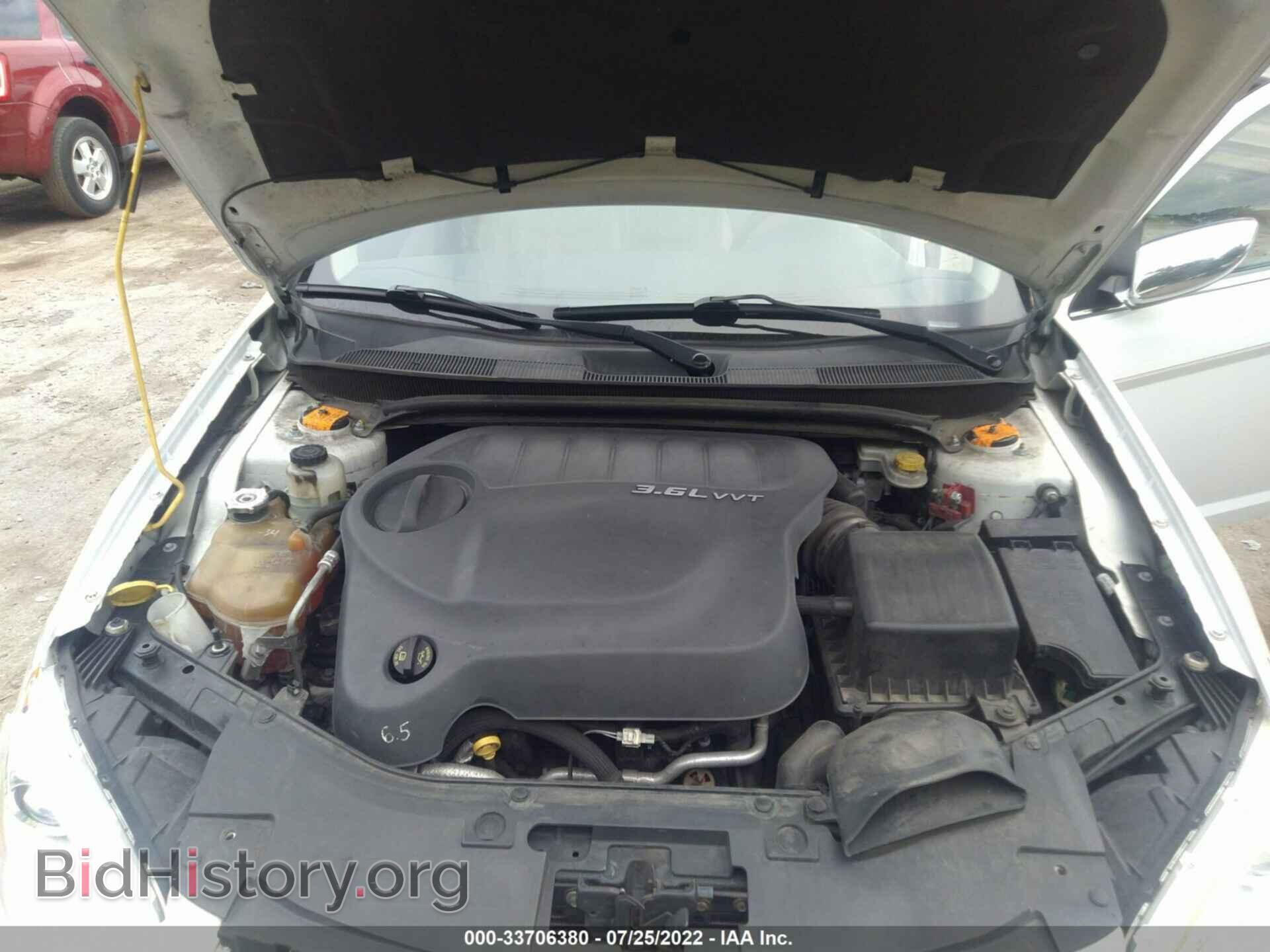 2012 CHRYSLER 200 - VIN: 1C3CCBCG7CN250081 - Фото 10