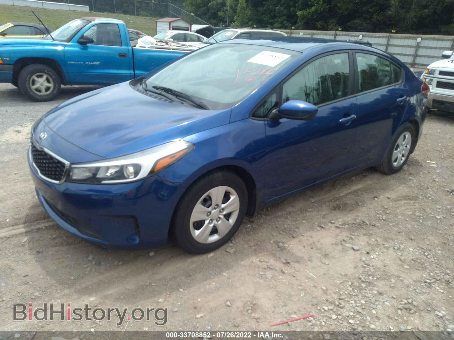 2017 KIA FORTE - VIN: 3KPFL4A77HE069808 - Photo 2