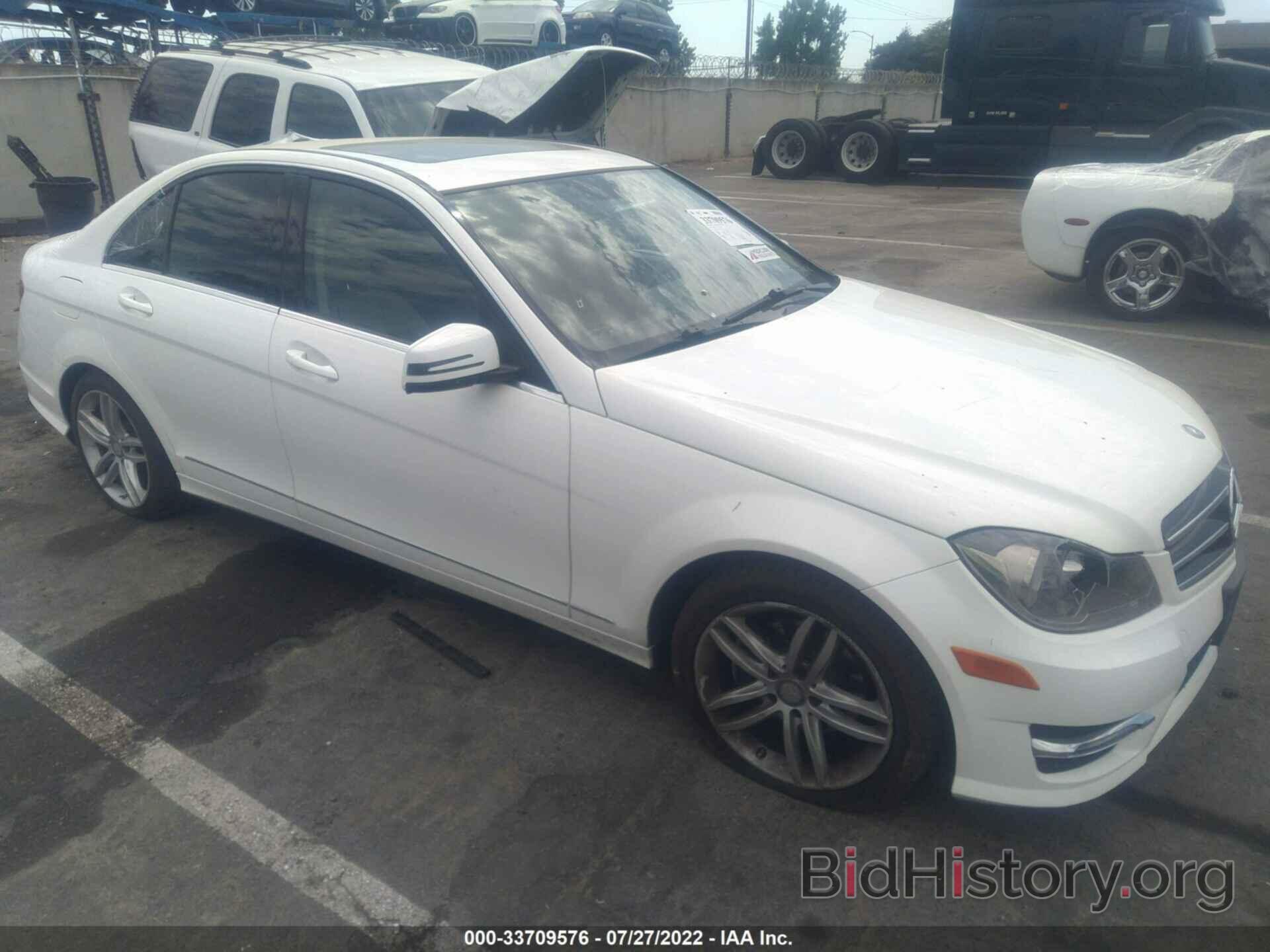 Photo WDDGF4HB2EA894844 - MERCEDES-BENZ C-CLASS 2014