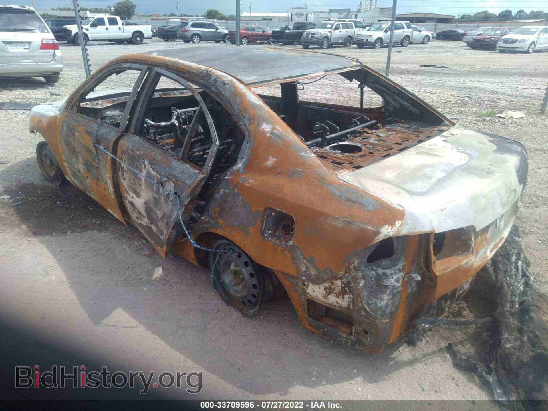 2008 KIA OPTIMA - VIN: KNAGE123485222484 - Фото 3