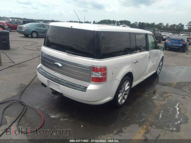 2010 Ford FLEX (VIN 2FMGK5DC1ABB18175) — photo 4 of 11