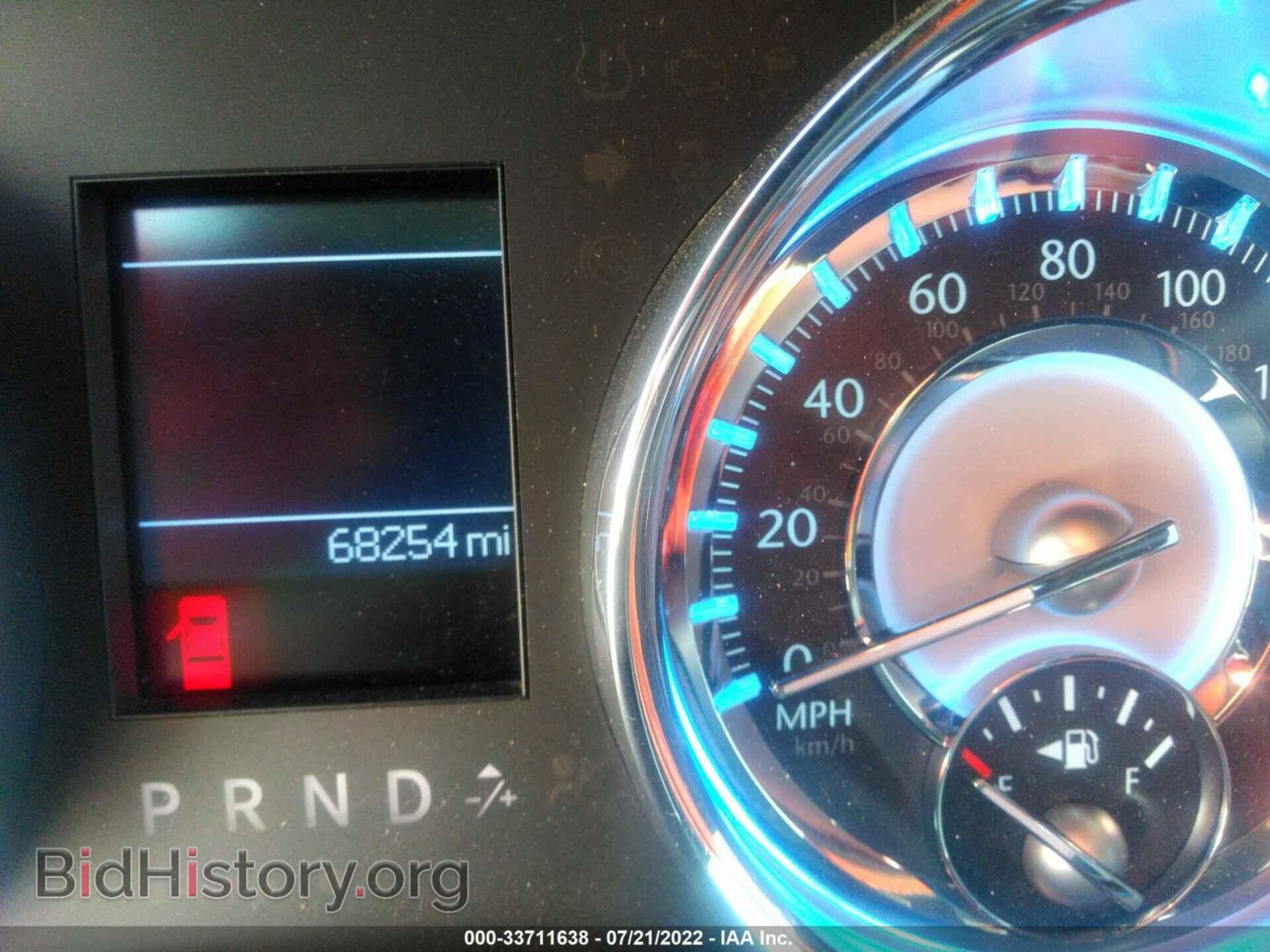 2011 CHRYSLER 300 - VIN: 2C3CA6CT8BH537737 - Фото 7