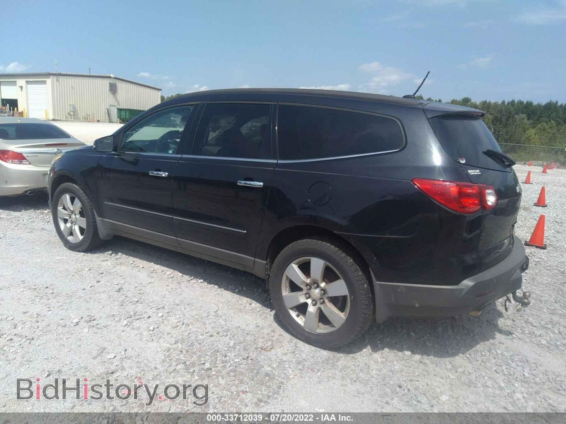 2011 CHEVROLET TRAVERSE - VIN: 1GNKRLED7BJ409256 - Фото 3