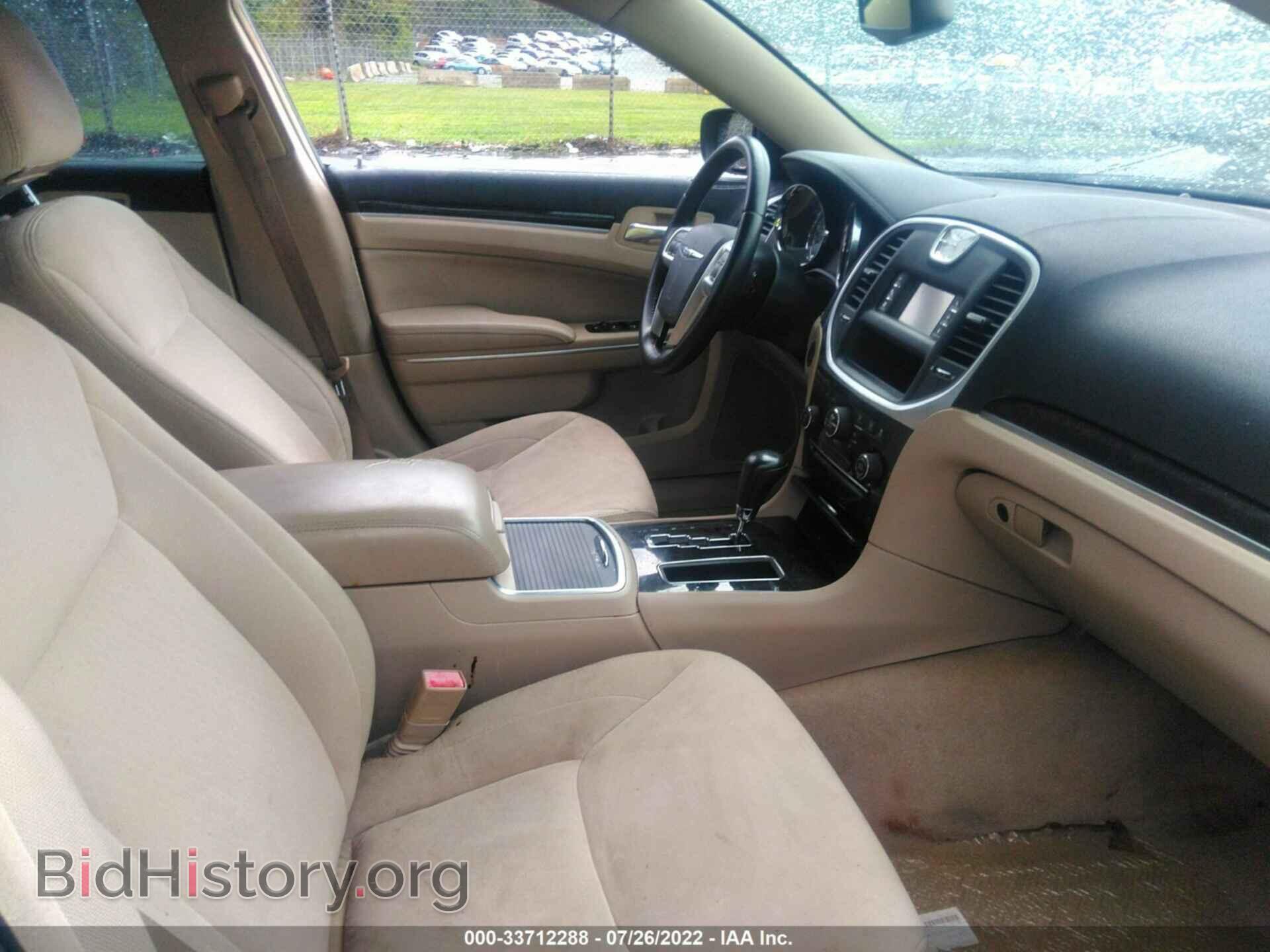 2012 CHRYSLER 300 - VIN: 2C3CCAAG2CH142473 - Фото 5