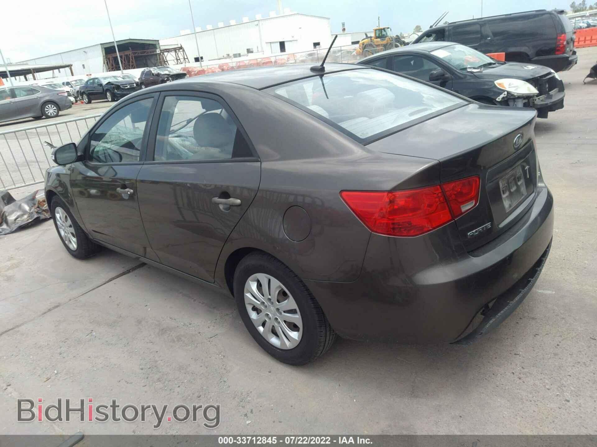 2010 KIA FORTE - VIN: KNAFU4A2XA5067387 - Фото 3