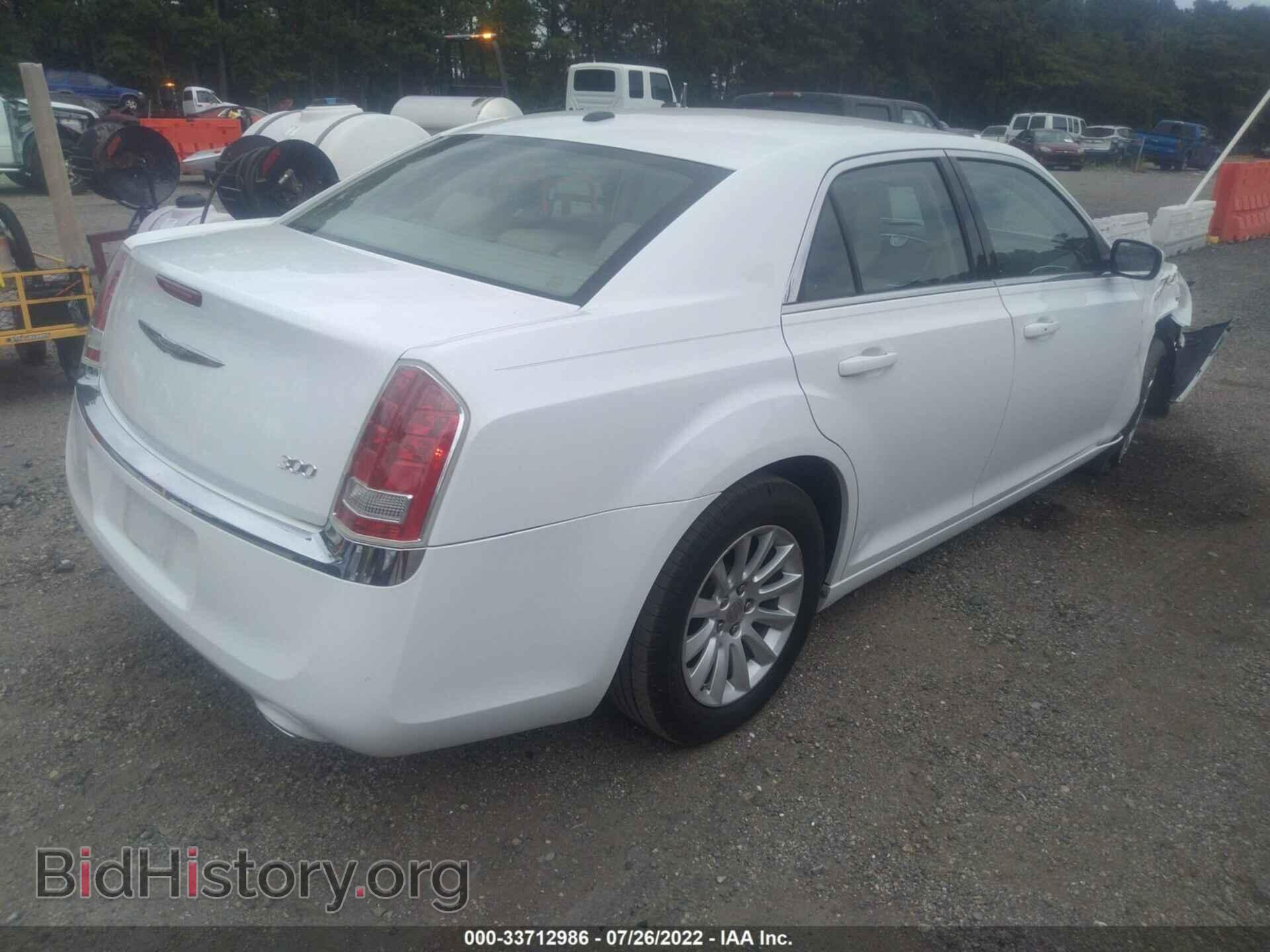 2014 CHRYSLER 300 - VIN: 2C3CCAAG5EH203012 - Photo 4