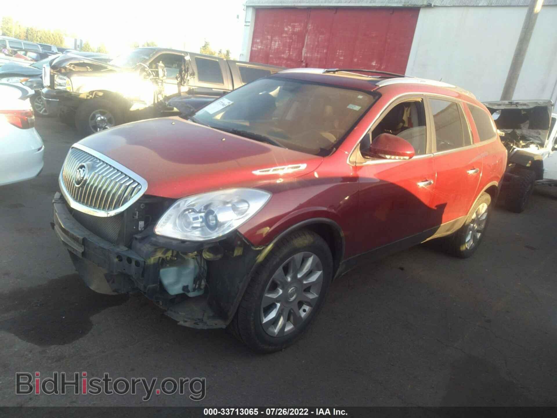 2011 BUICK ENCLAVE - VIN: 5GAKVCED3BJ127072 - Фото 2