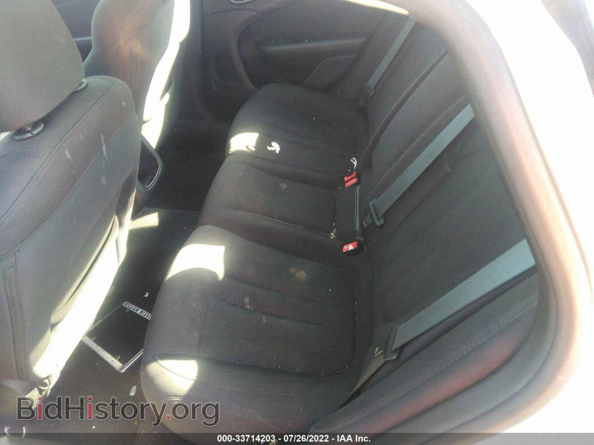 2016 CHRYSLER 200 - VIN: 1C3CCCAB4GN153343 - Photo 8