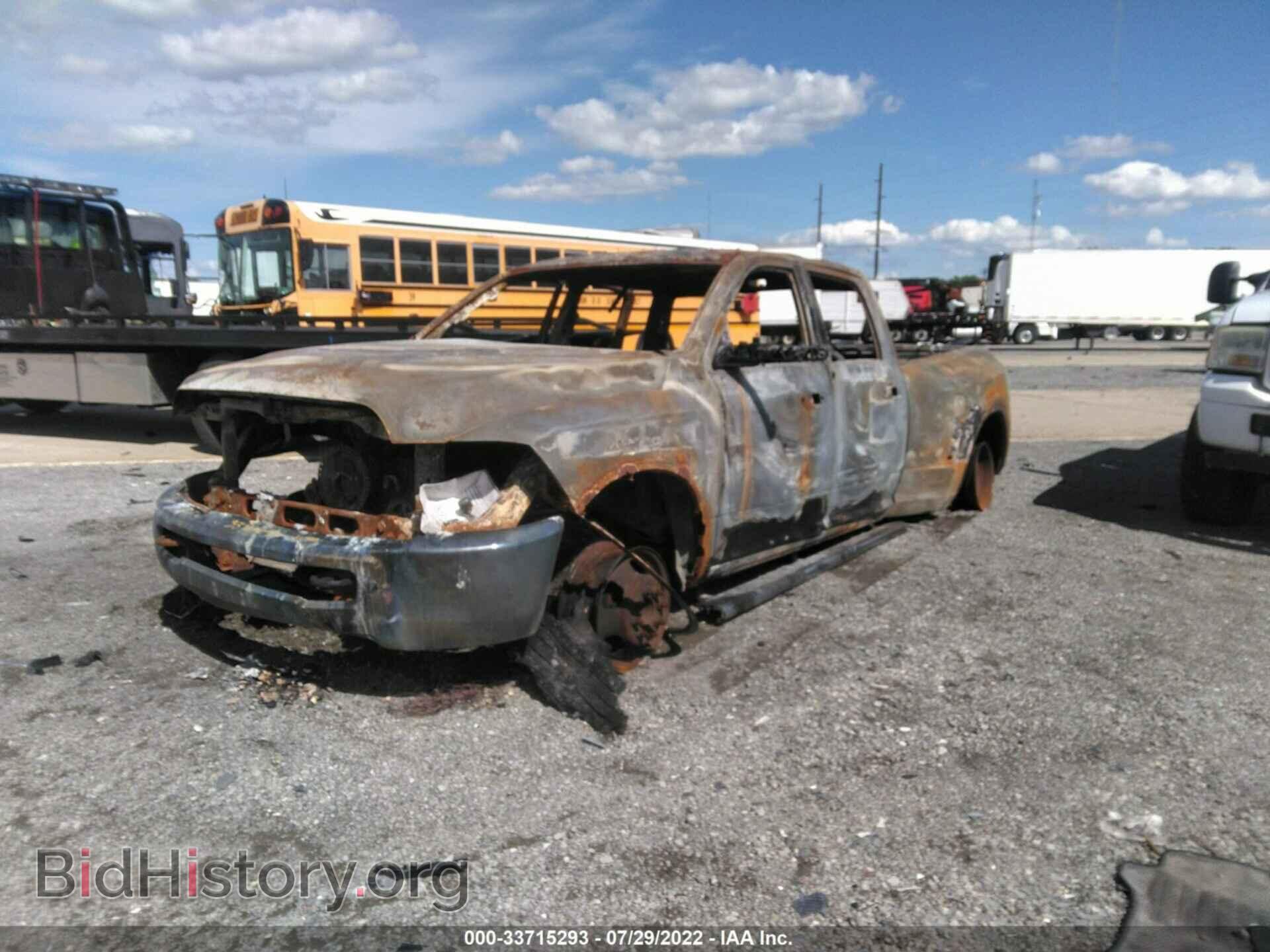 2012 RAM 3500 - VIN: 3C63D3CLXCG163898 - Photo 2