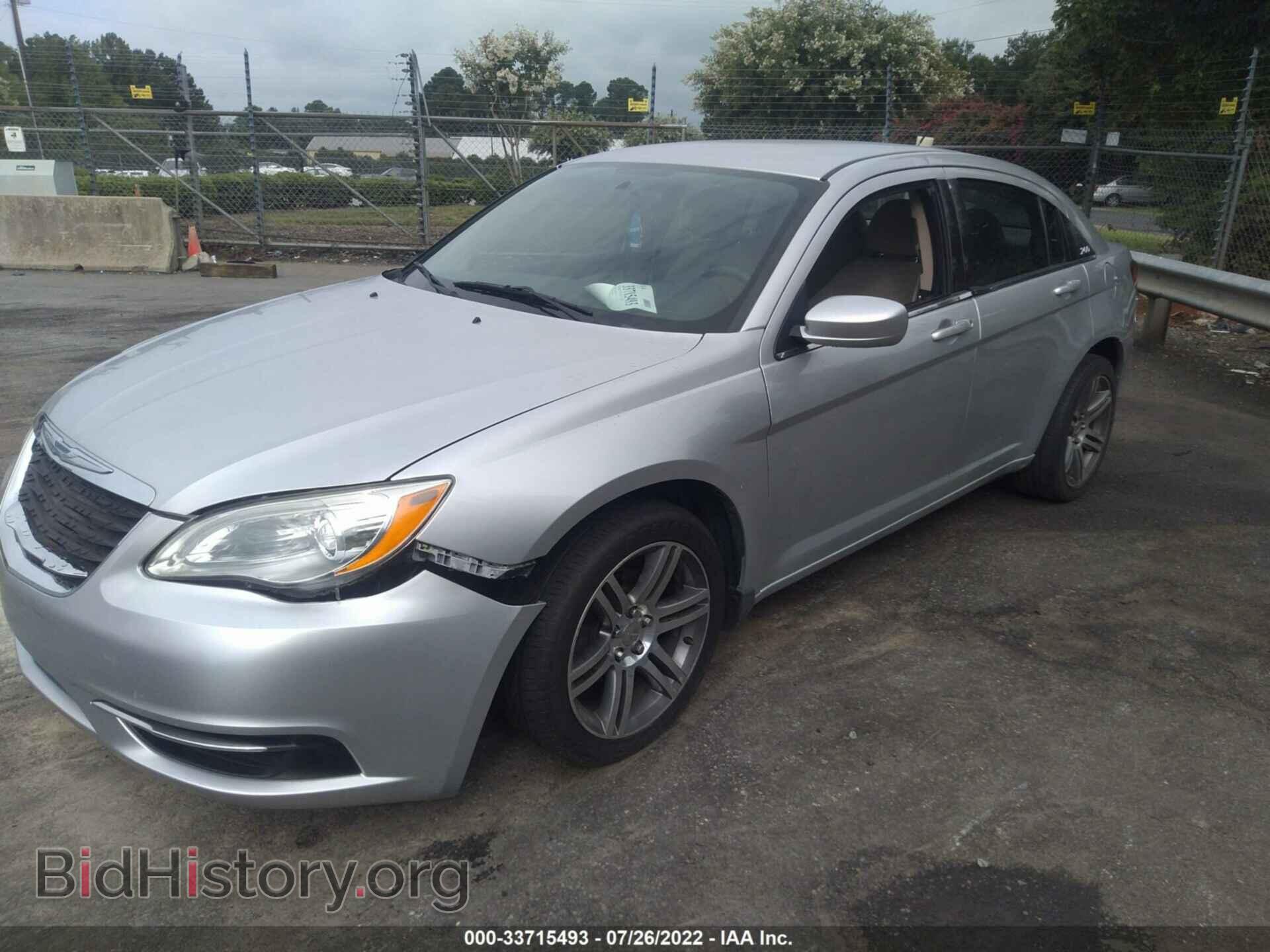 2012 CHRYSLER 200 - VIN: 1C3CCBAB4CN127412 - Фото 2