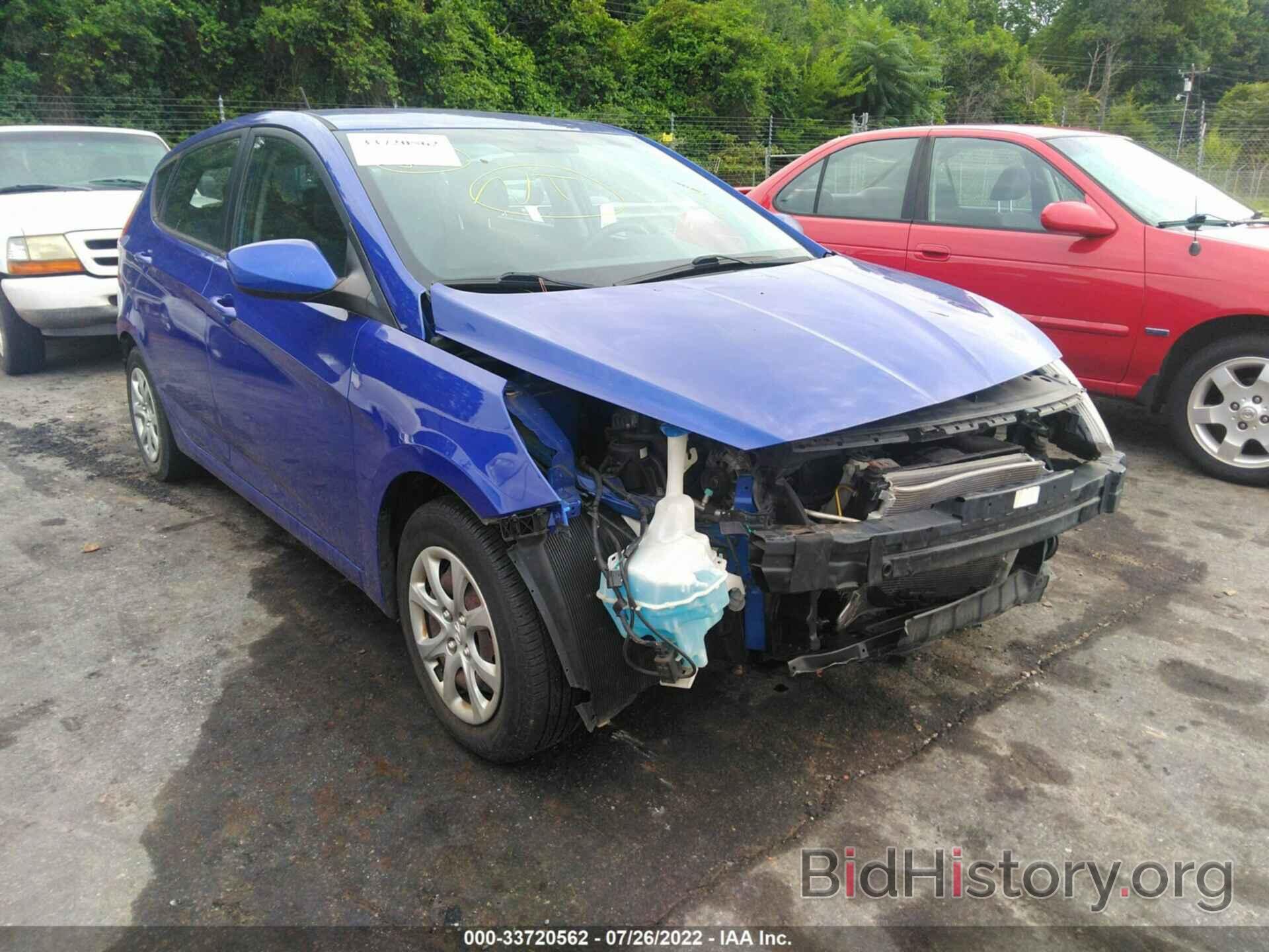 Photo KMHCT5AE3DU060327 - HYUNDAI ACCENT 2013