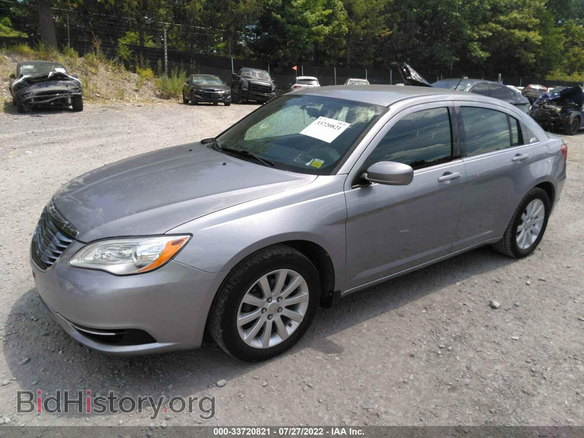 2013 CHRYSLER 200 - VIN: 1C3CCBBB8DN694044 - Photo 2
