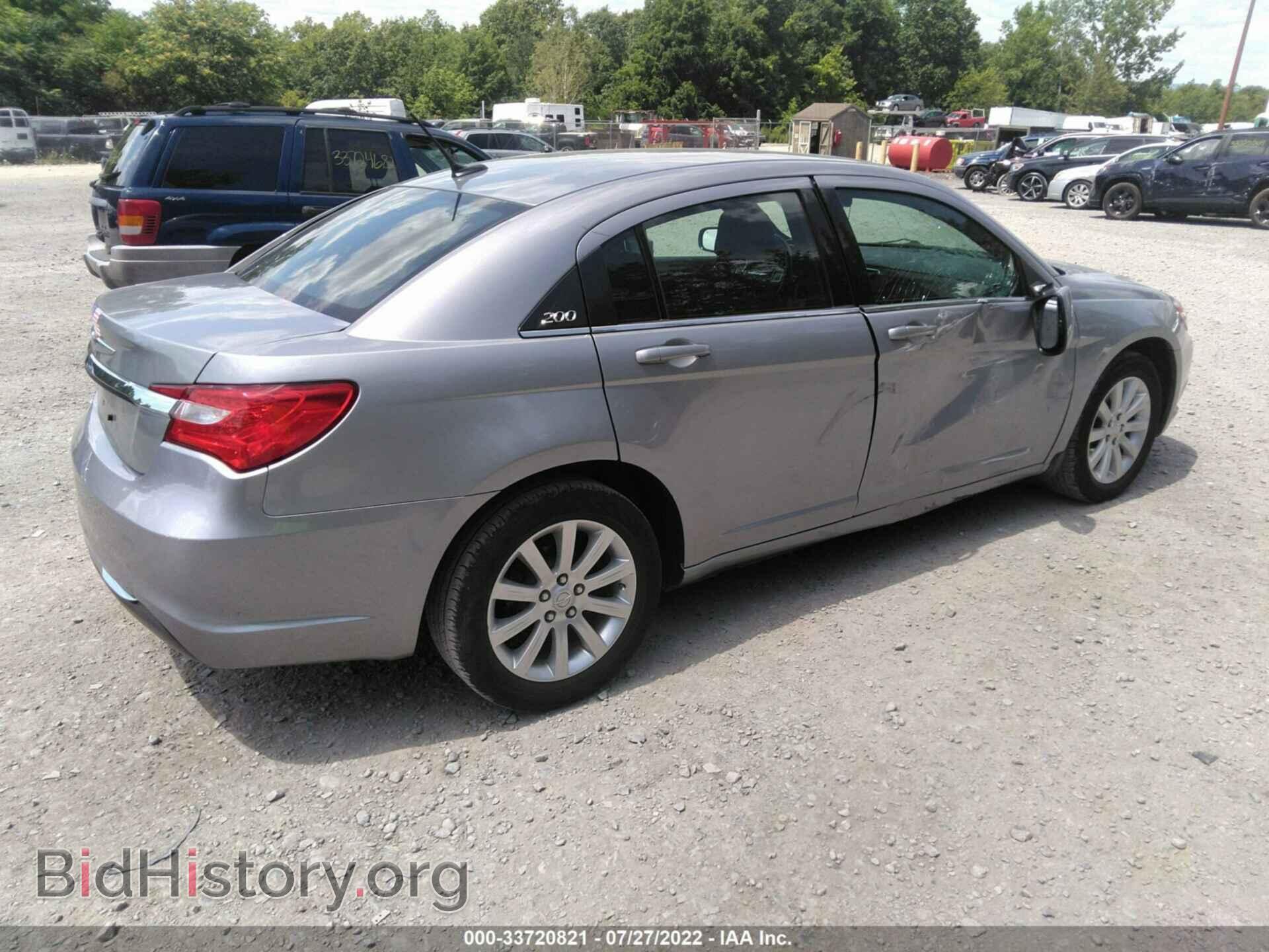 2013 CHRYSLER 200 - VIN: 1C3CCBBB8DN694044 - Photo 4