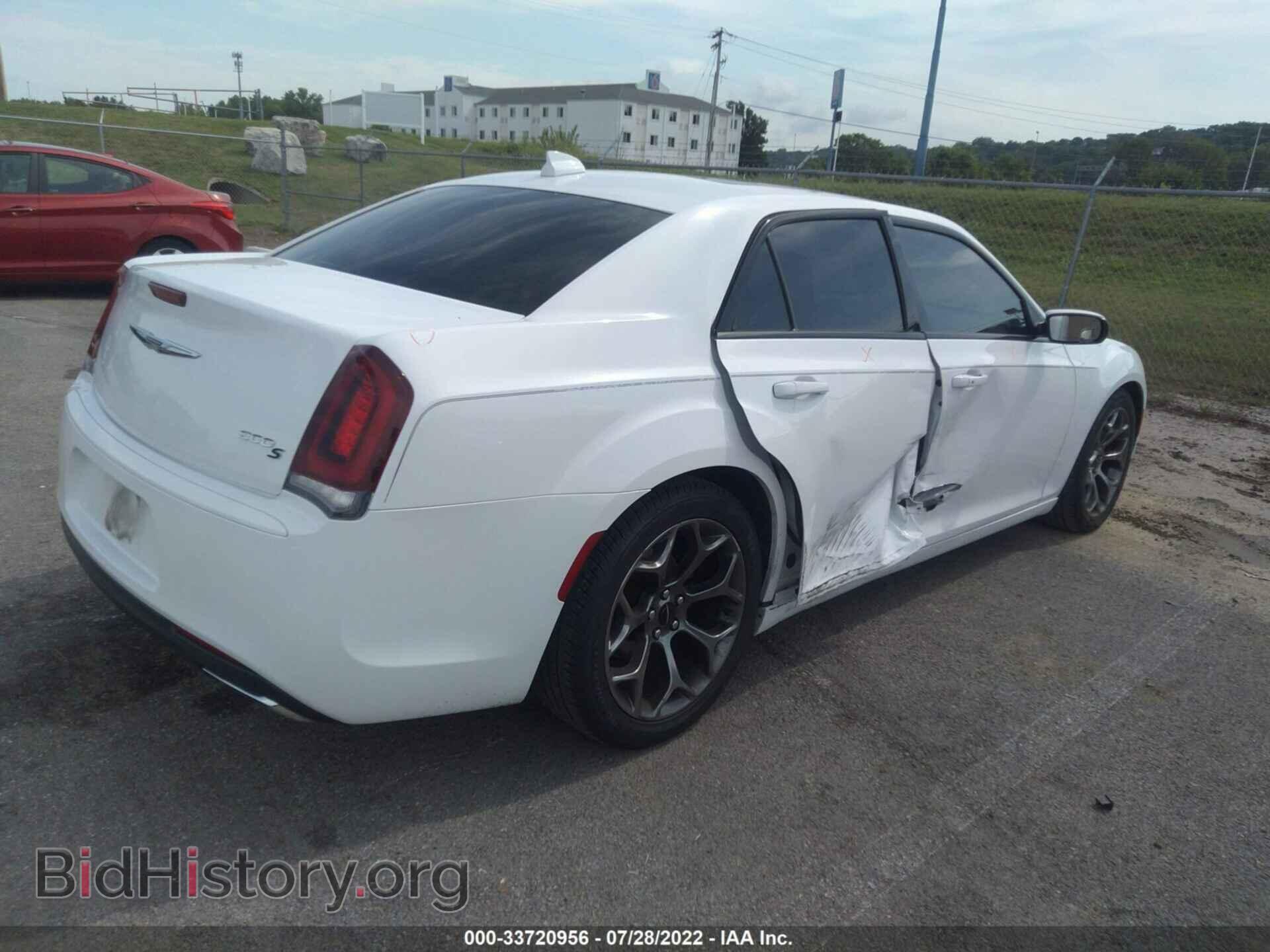2015 CHRYSLER 300 - VIN: 2C3CCABG3FH898705 - Фото 4