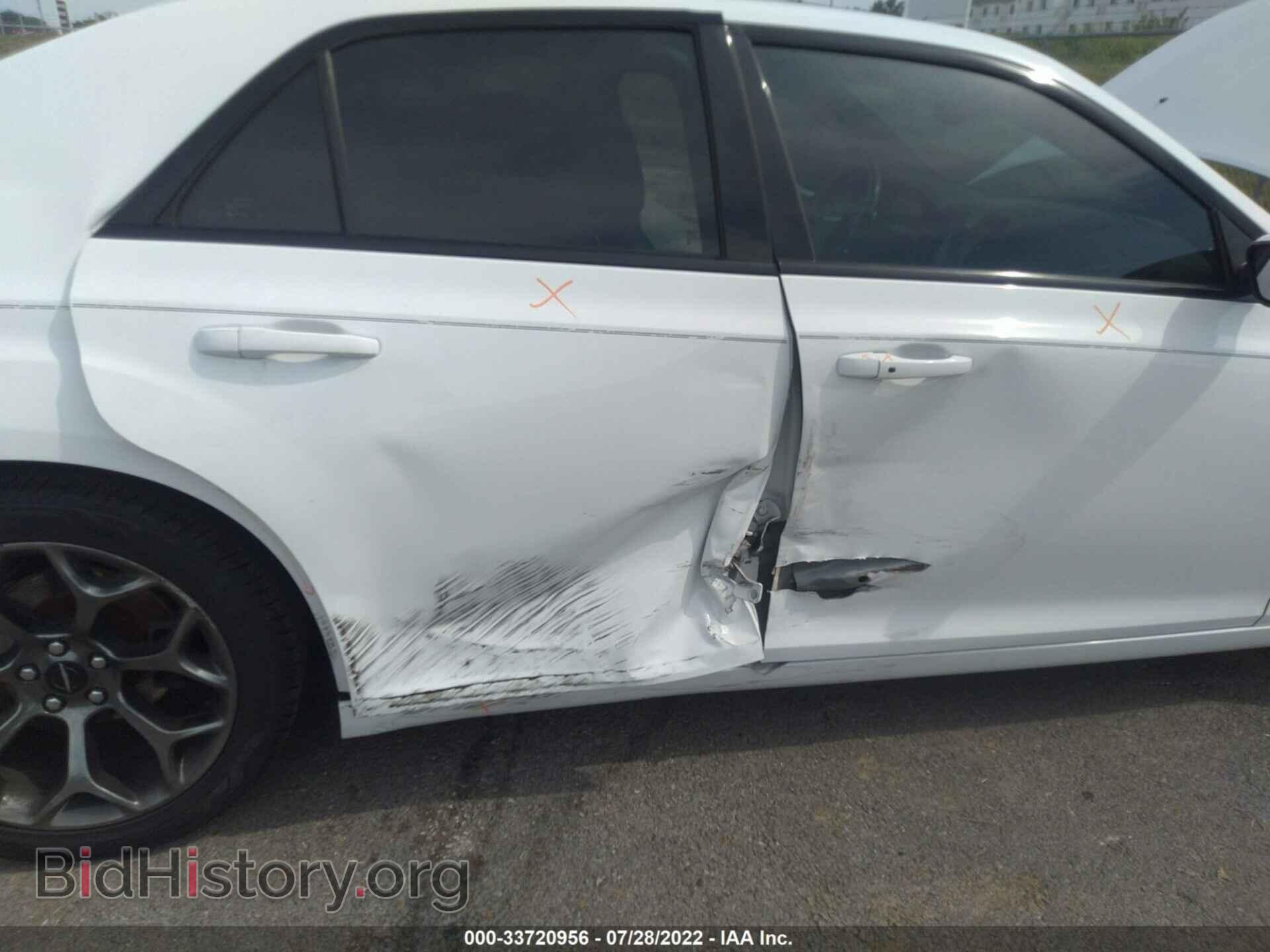 2015 CHRYSLER 300 - VIN: 2C3CCABG3FH898705 - Фото 6